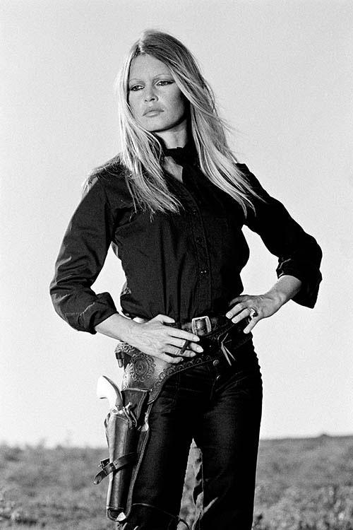 Terry O'Neill, Brigitte Bardot Hands On Hips, 1971