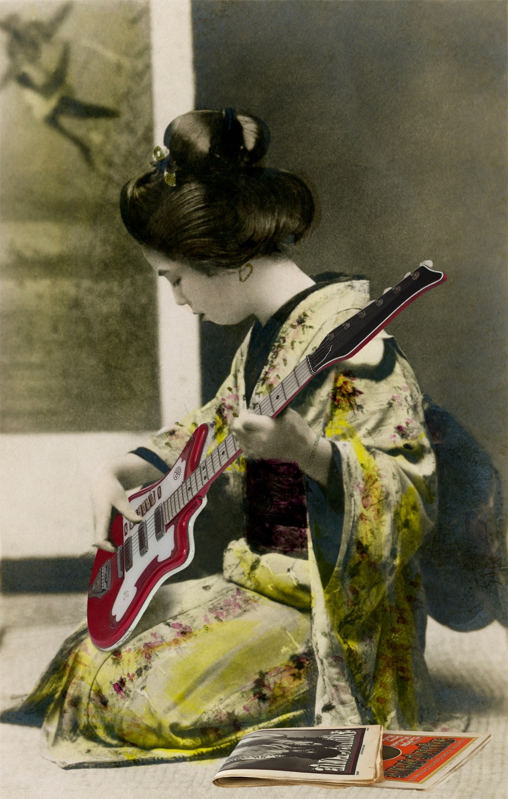 Geisha Girl playing the guitar