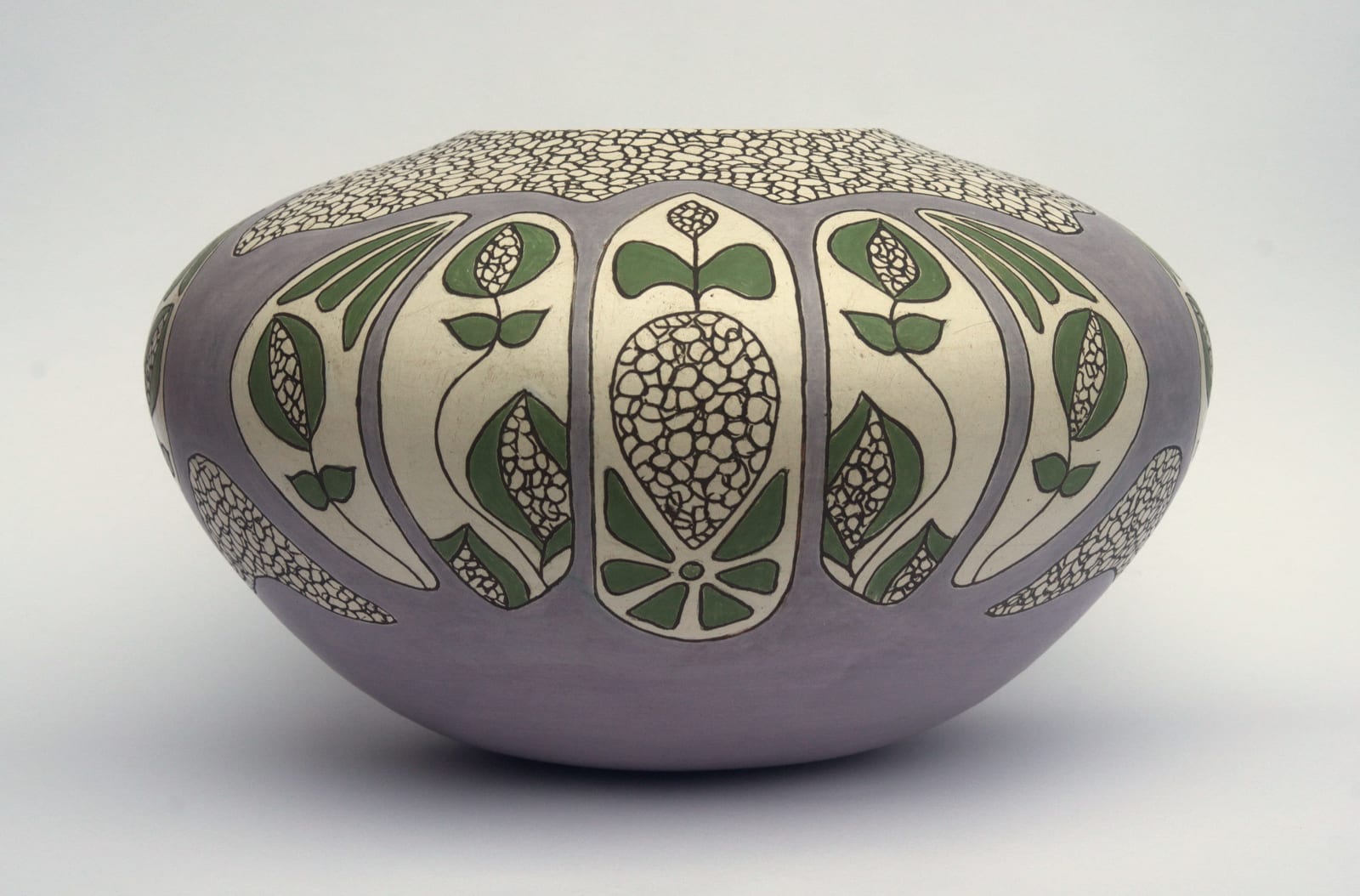 Lola Swain, Artist, Ceramic Pots, Pottery, Turner Art Perspective Essex, Chelmsford Art Gallery