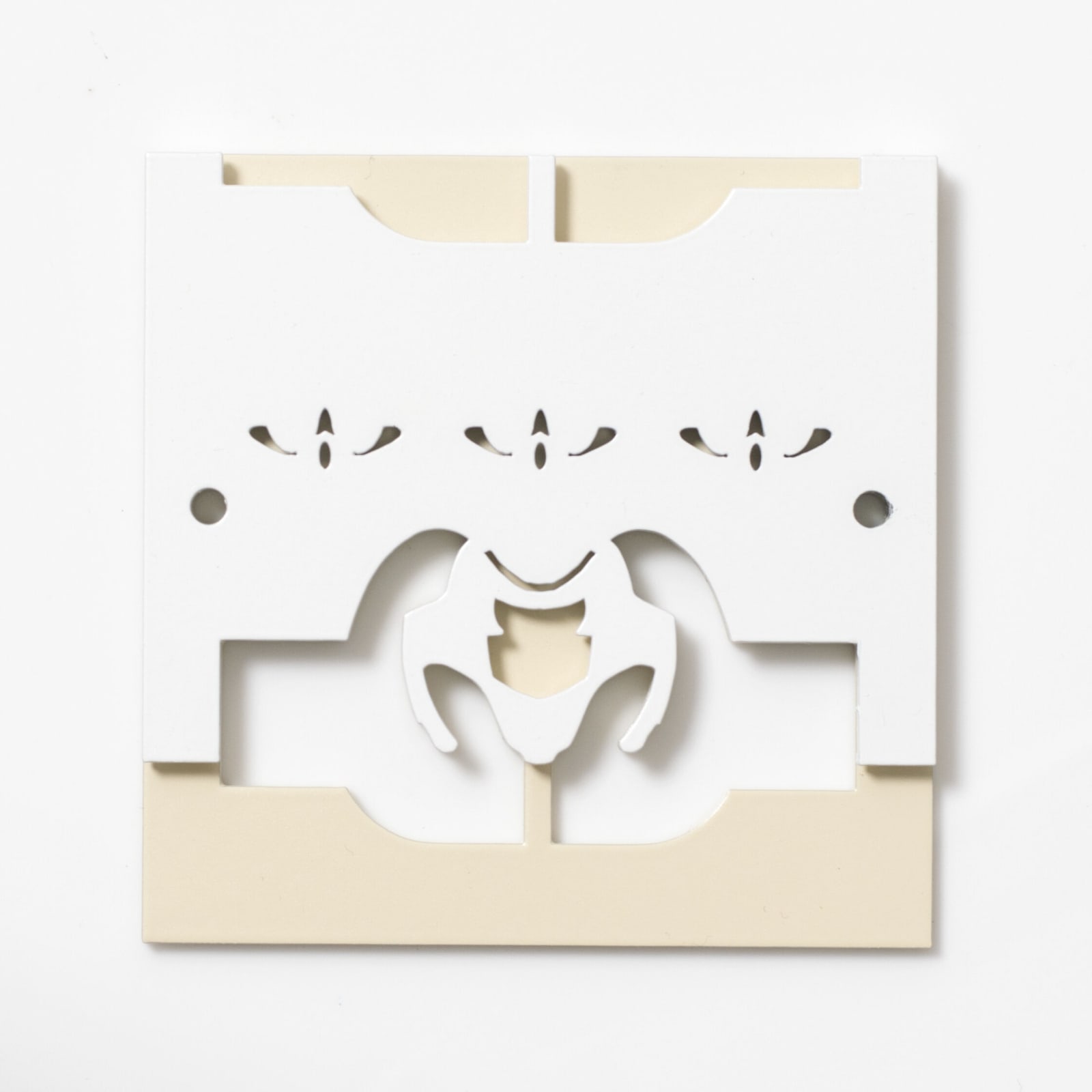 Amba Sayal-Bennett, Corolla Array (White on cream), 2023