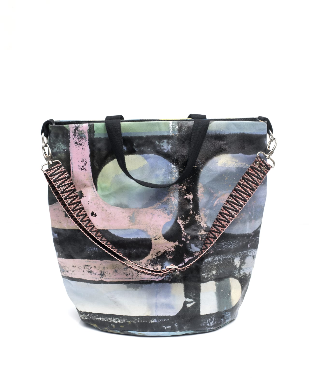 Shane Bradford, Urban Totem Barrier Bag, 2023