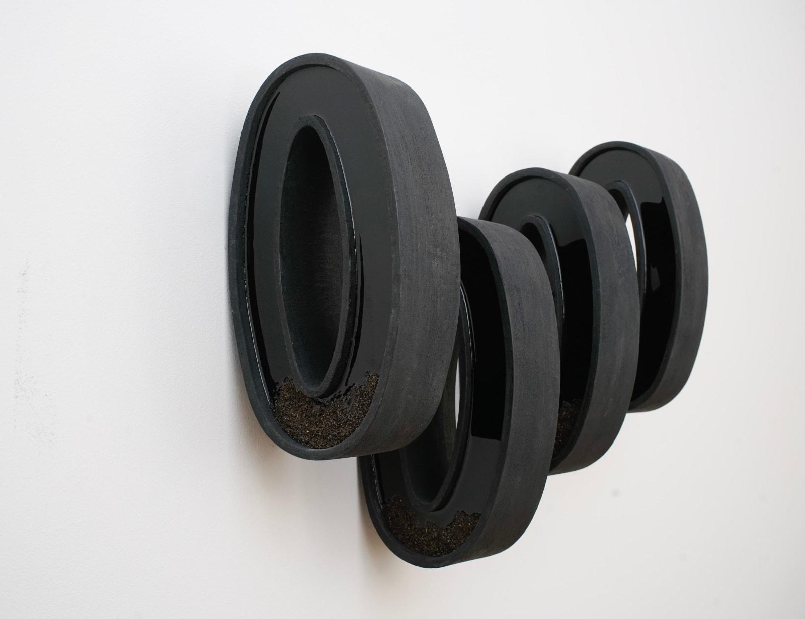 Rod Mireau, Machine Artifact: Rings, 2025