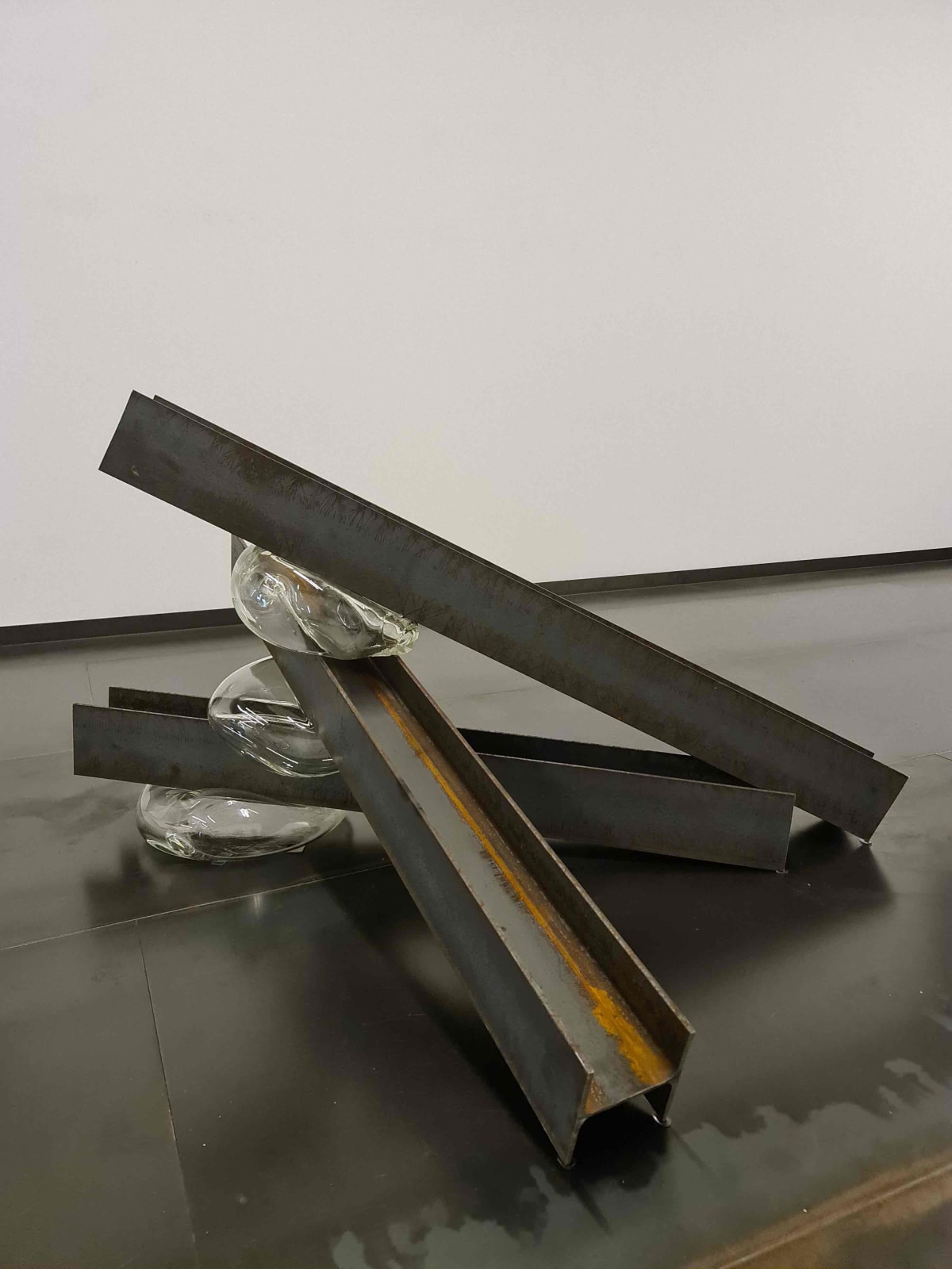 Tulio Pinto, Complicity #38, 2022