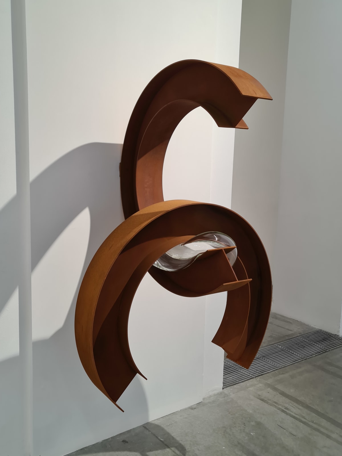 Tulio Pinto, Complicity #33, 2022