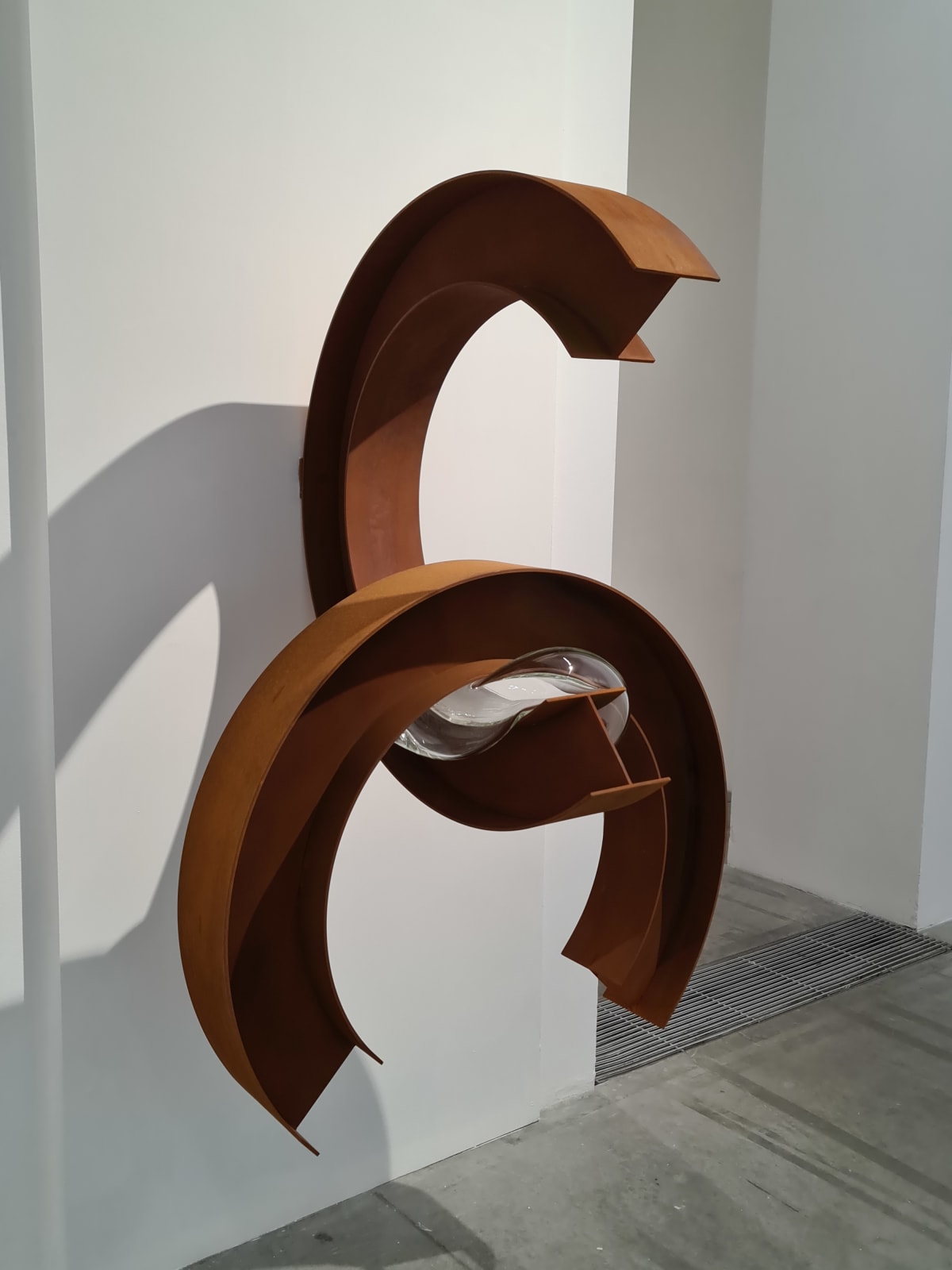 Tulio Pinto, Complicity #33, 2022