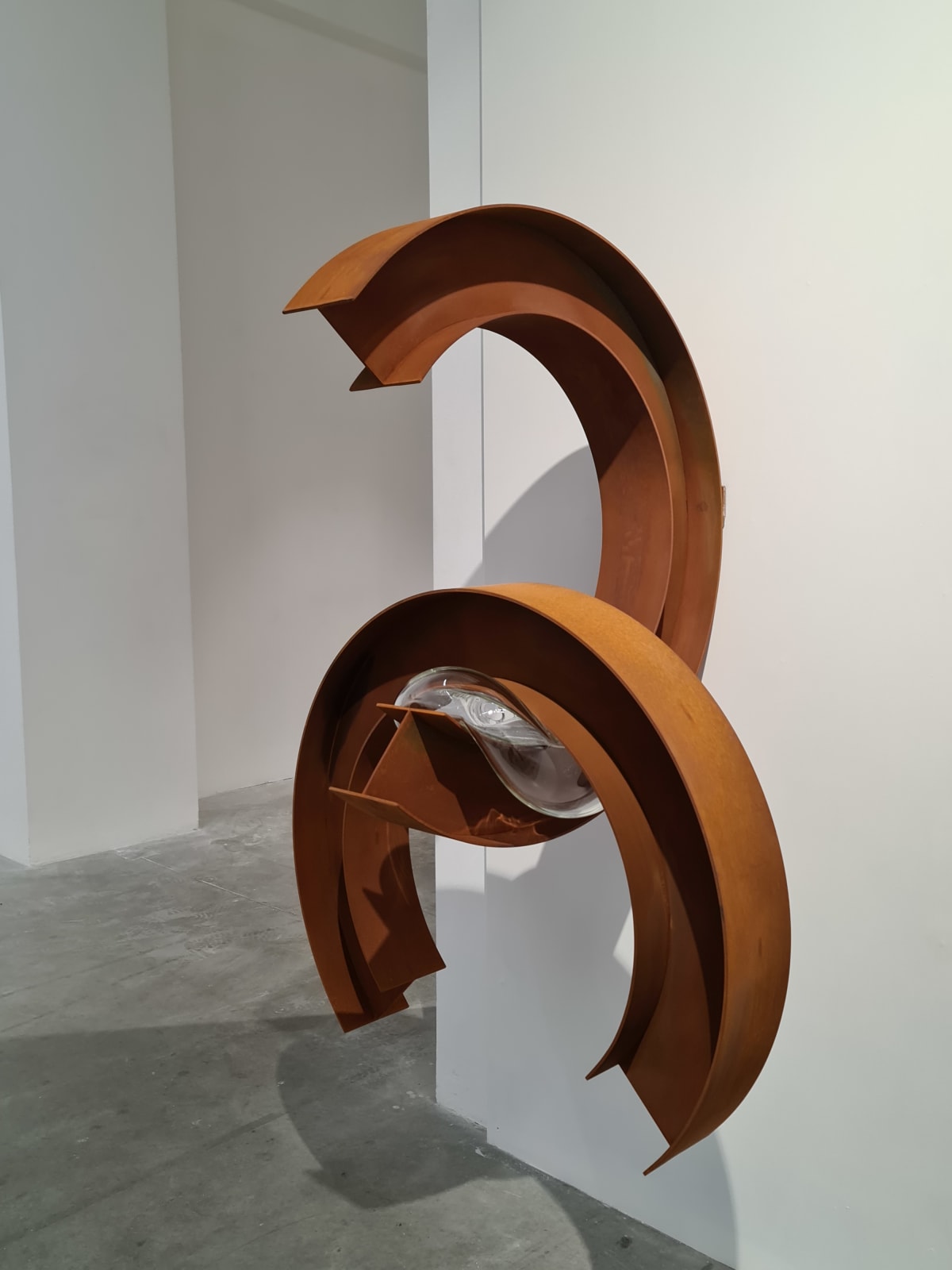 Tulio Pinto, Complicity #33, 2022