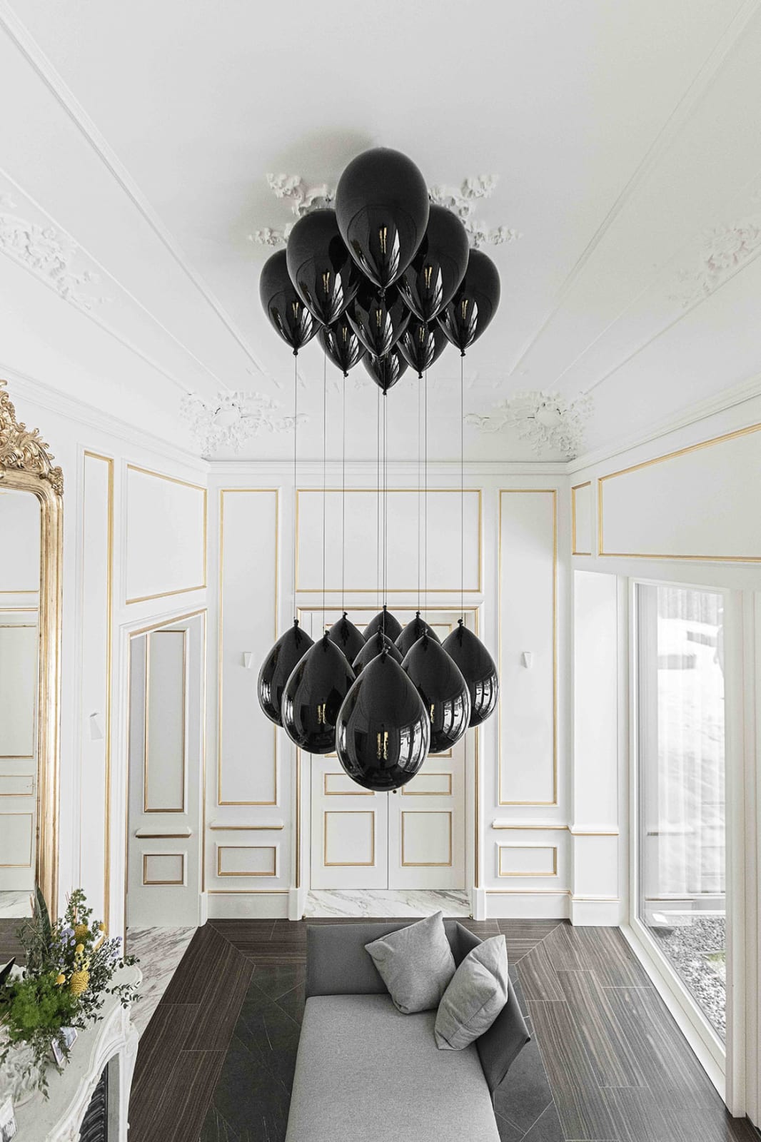 Tadao Cern, Hand made black balloons 2, 2022