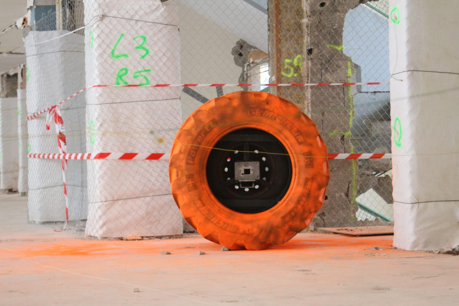 Anne-Valérie Gasc, Crash Box - Perrières - Macon , 2013