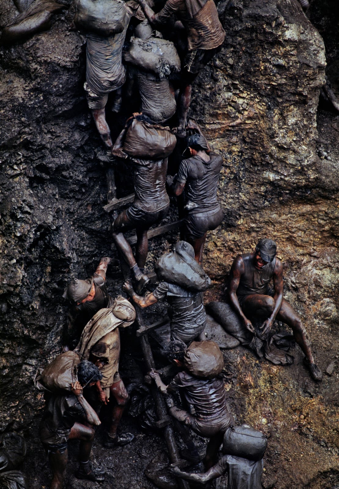 Juca Martins, Garimpo de ouro, Serra Pelada, Pará / Gold Mining at Serra Pelada, Pará, 1986