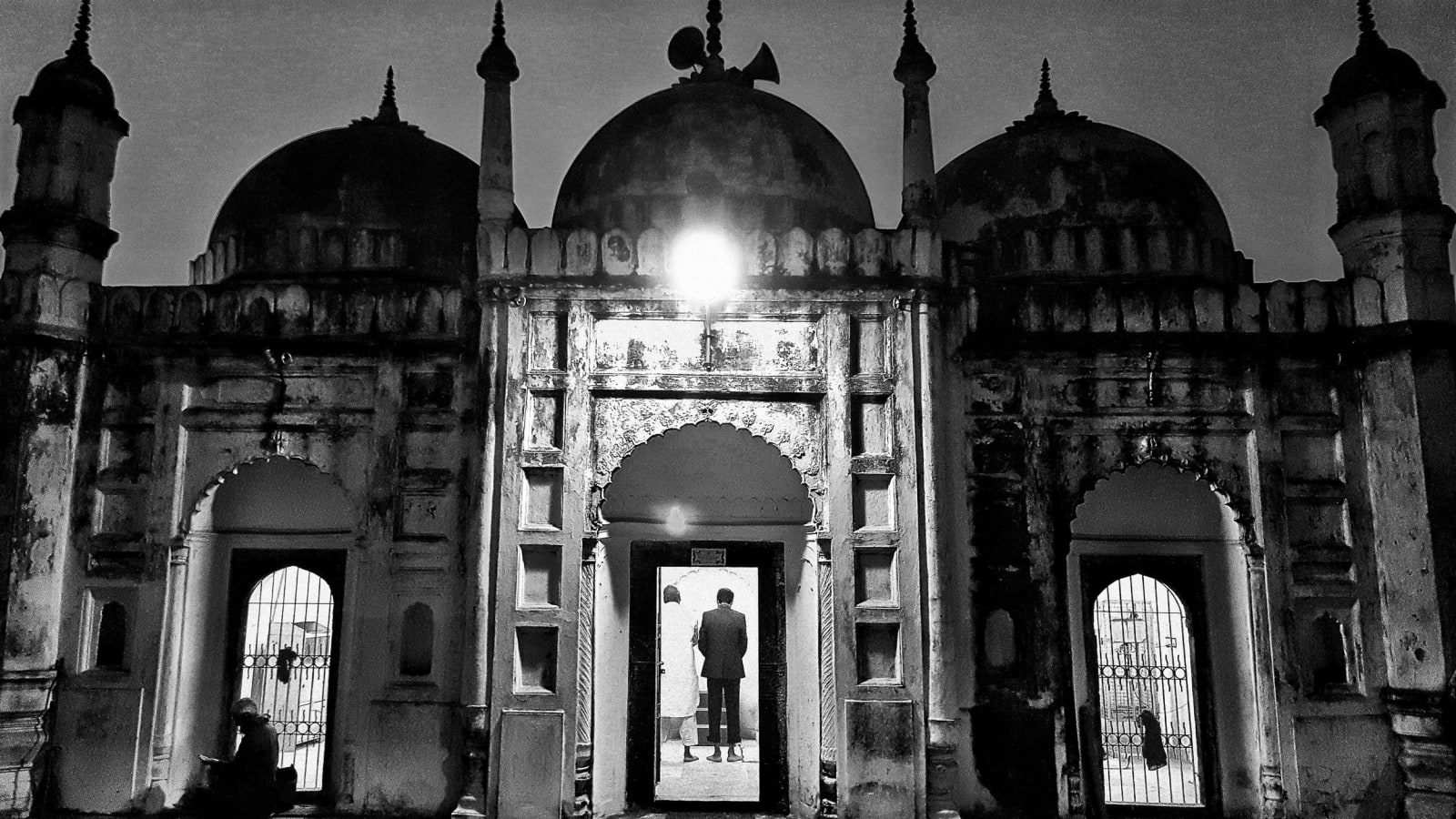 William Dalrymple, Ali Vardi Khan masjid, Murshidabad