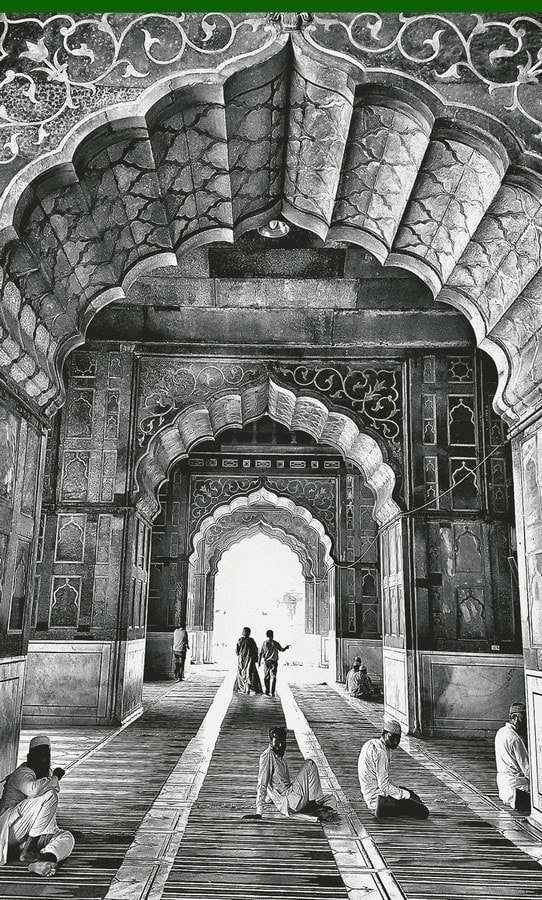 William Dalrymple, Interior of Jama Masjid, Old Delhi