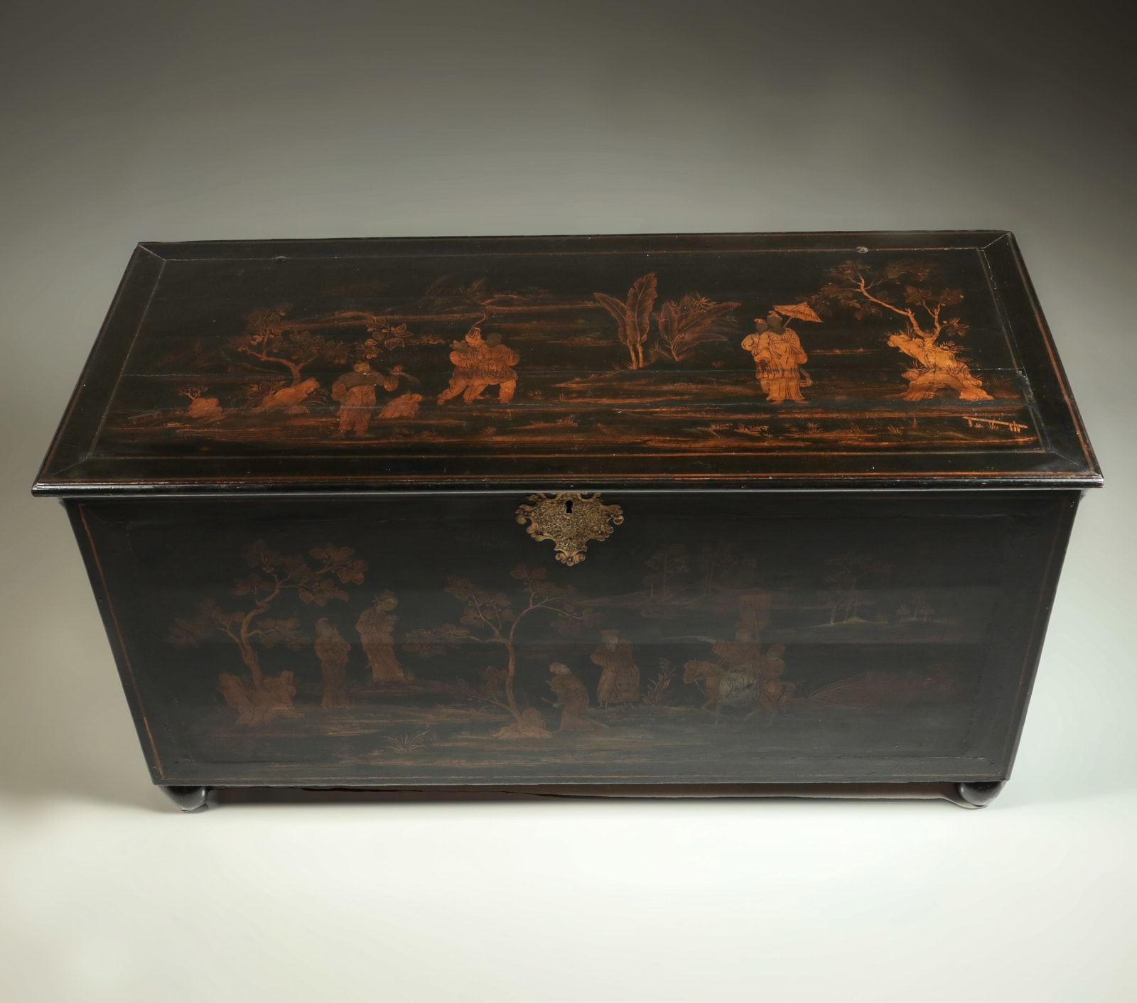 Japanned Chest , XVIII Century (SOLD)