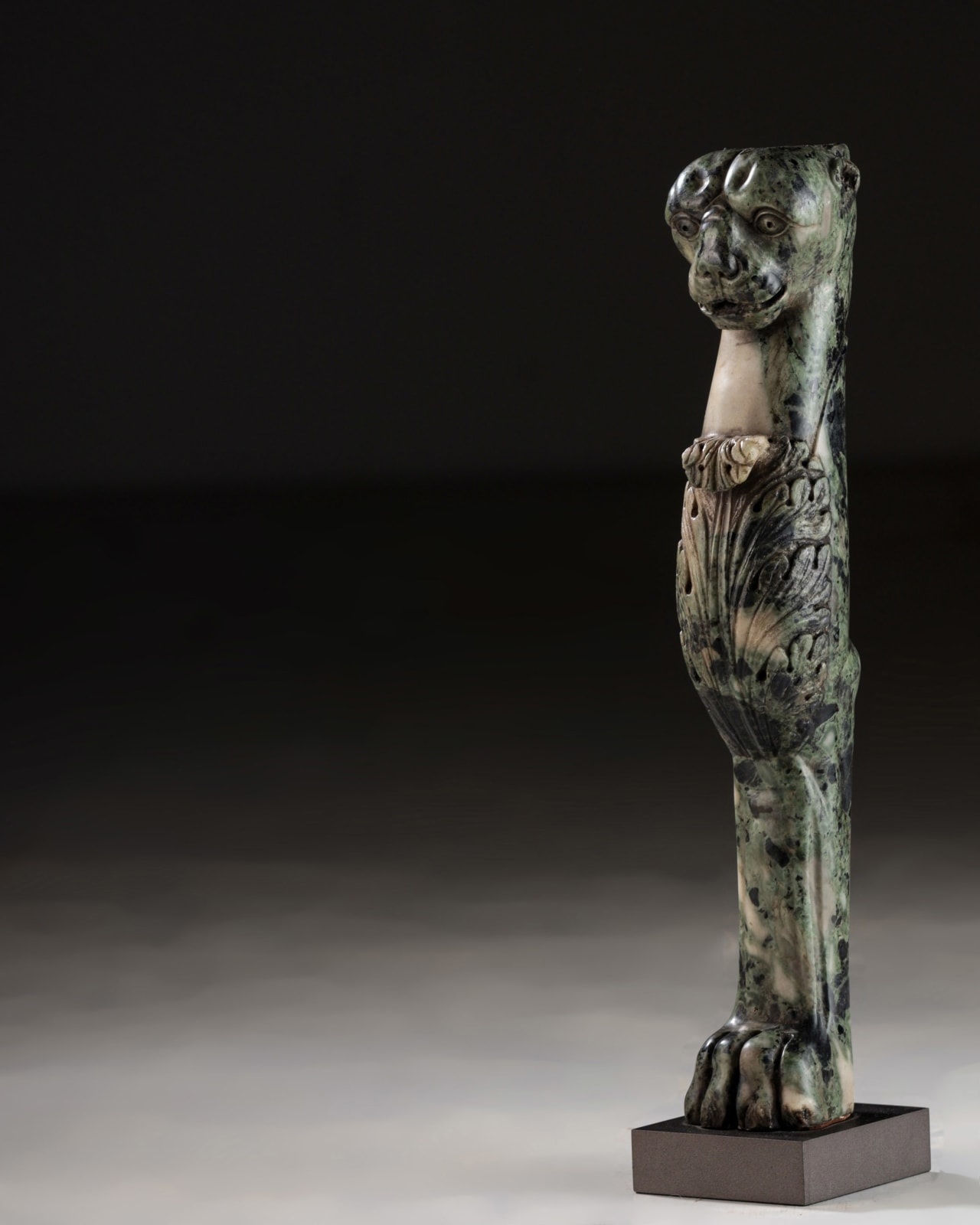 Monopedia lion (SOLD)