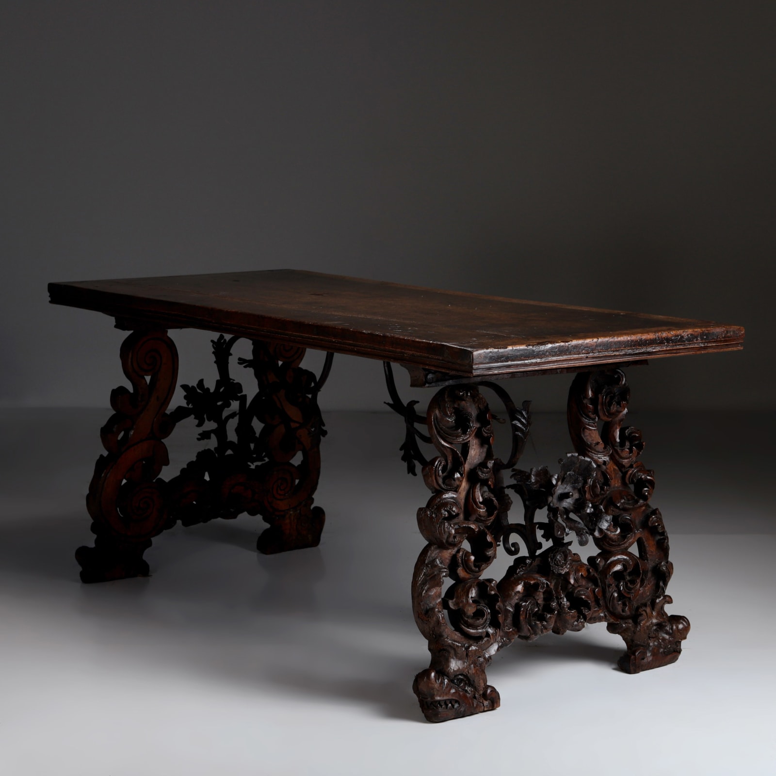 A BAROQUE SPANISH TABLE , XVIITH CENTURY (SOLD)