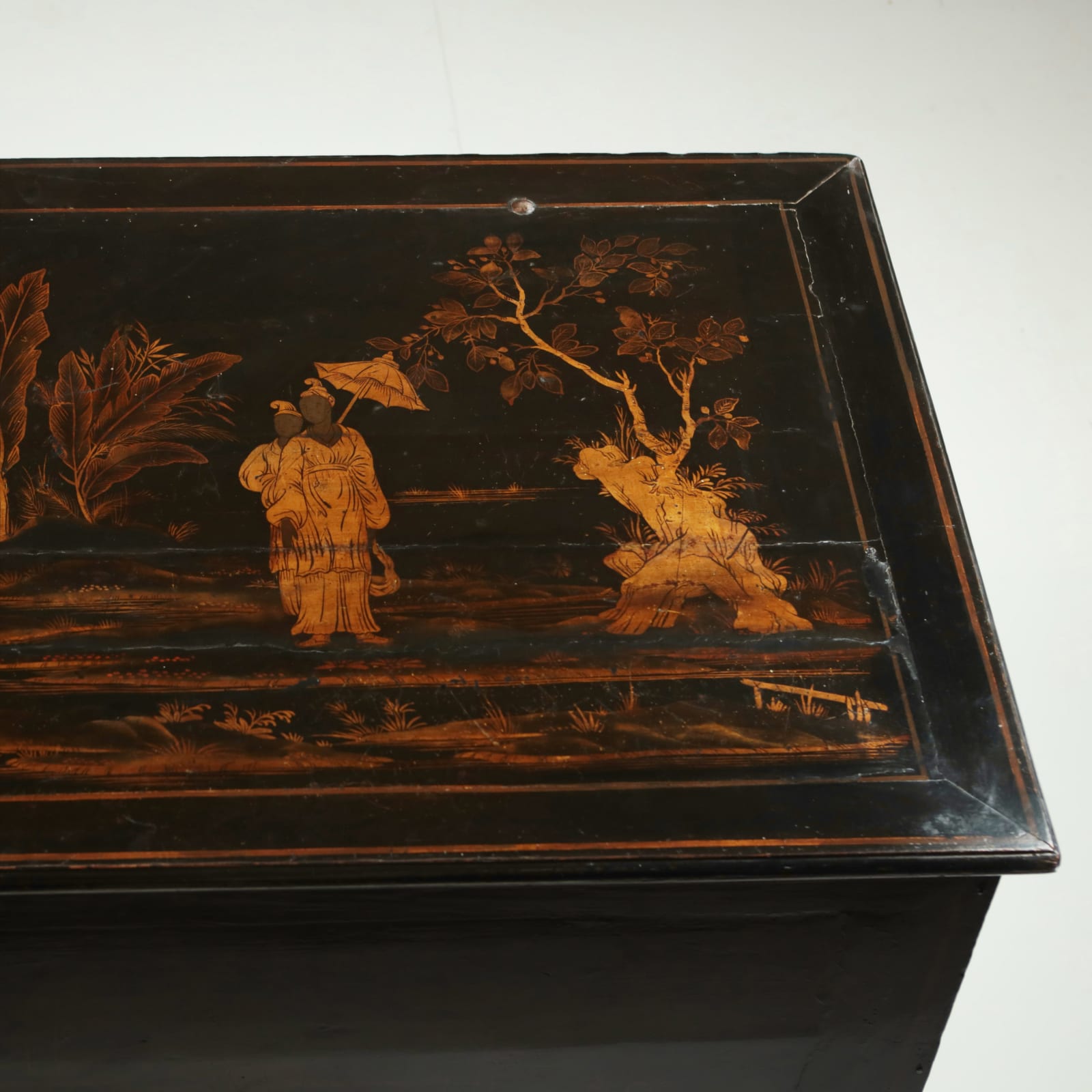 Japanned Chest , XVIII Century (SOLD)