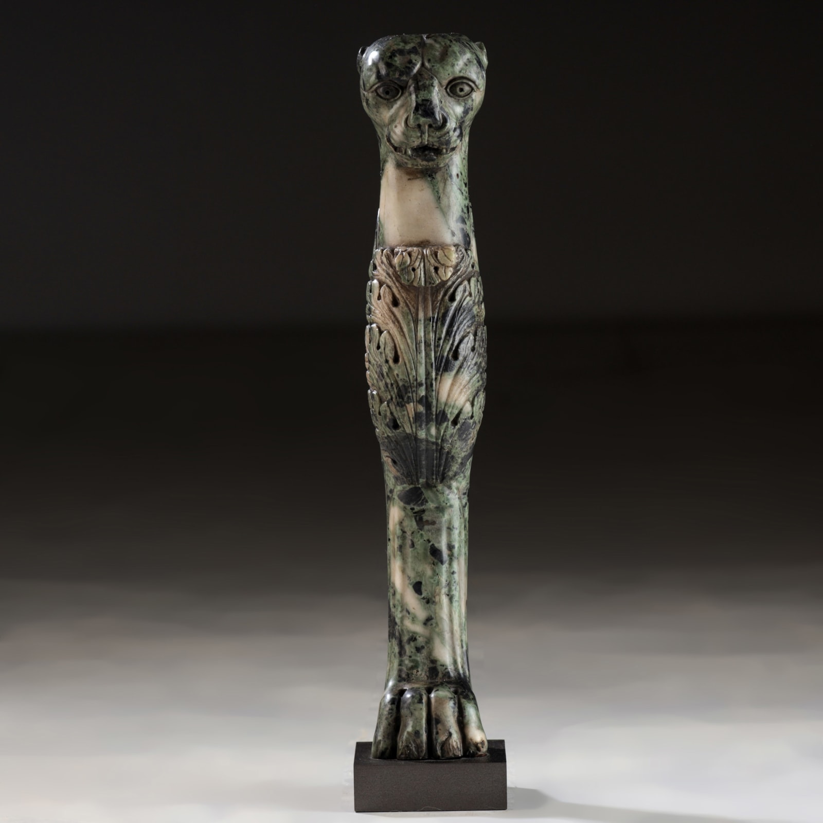 Monopedia lion (SOLD)