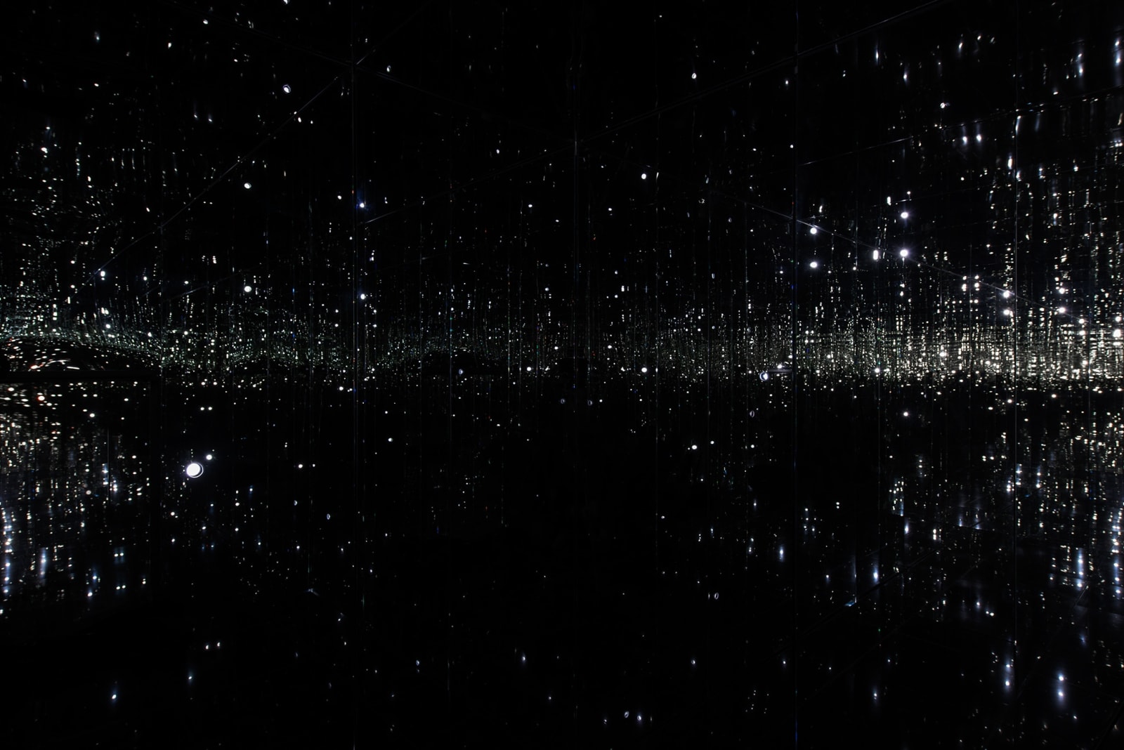 Yayoi Kusama, Where the Lights in My Heart Go, 2016