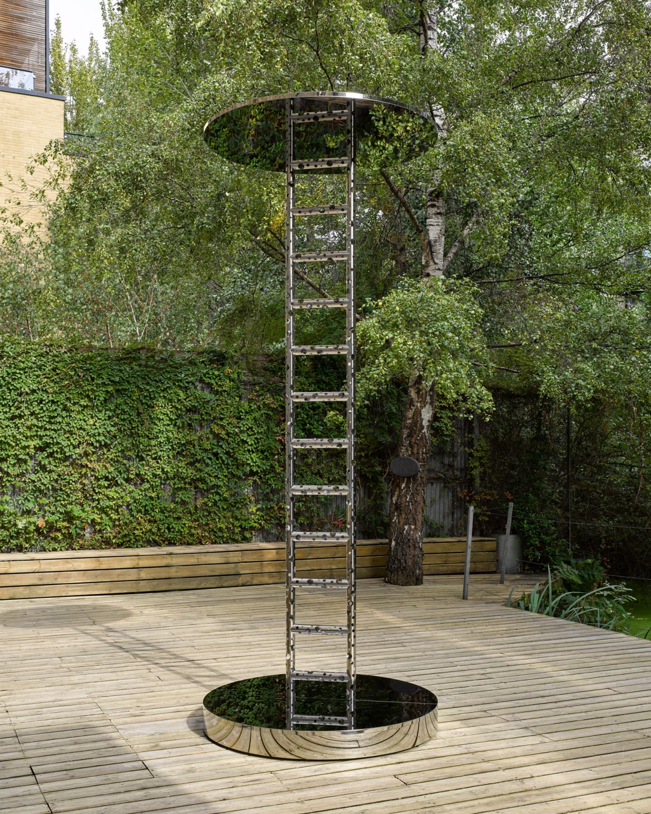 Yayoi Kusama, Ladder to Heaven, 2024