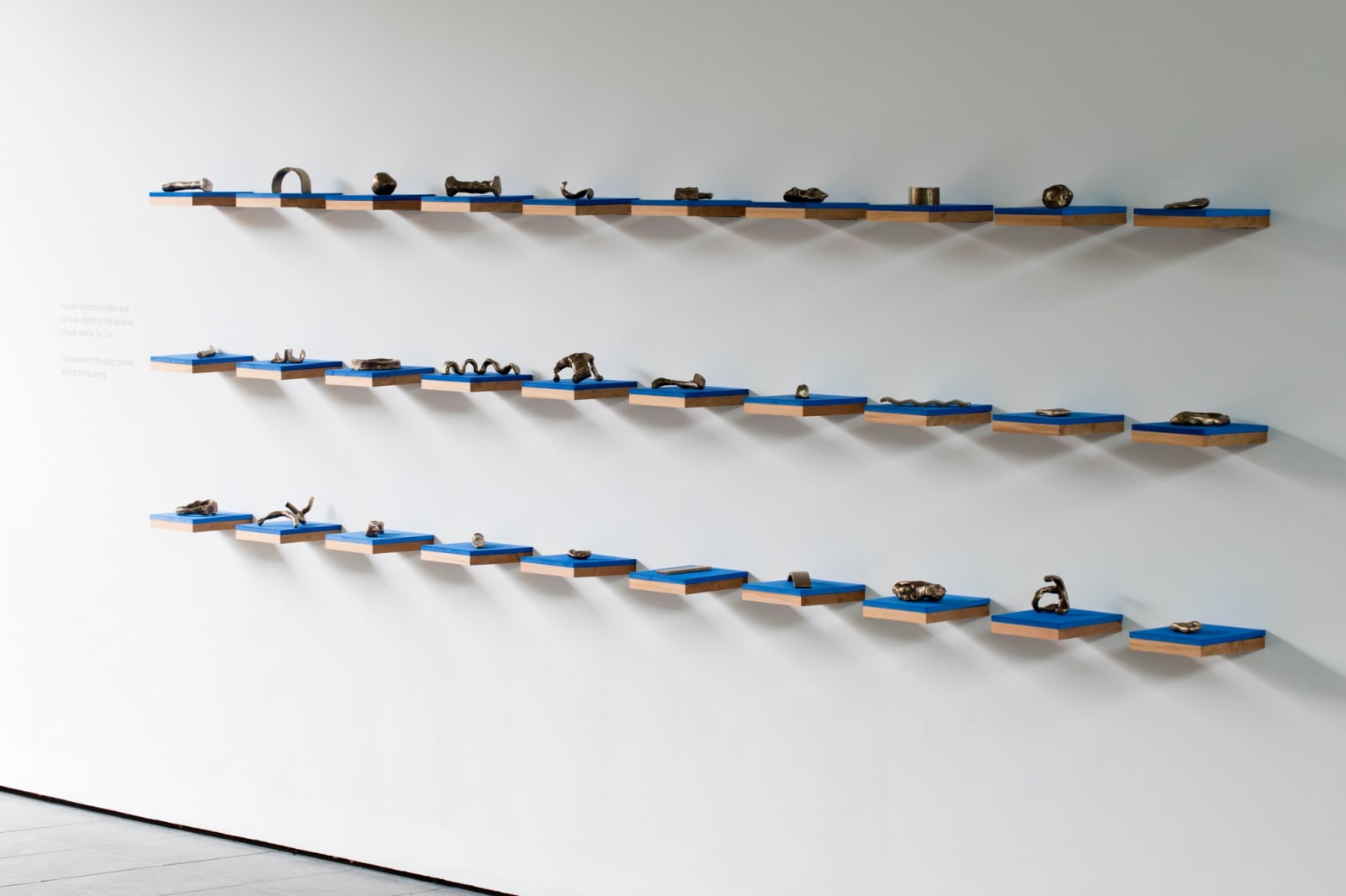Hannah Valentine, Grips, slips, of space, a memory Cast bronze, eva foam, red cedar Commissioned by Te Tuhi, Auckland as a Drawing Wall project, 2017