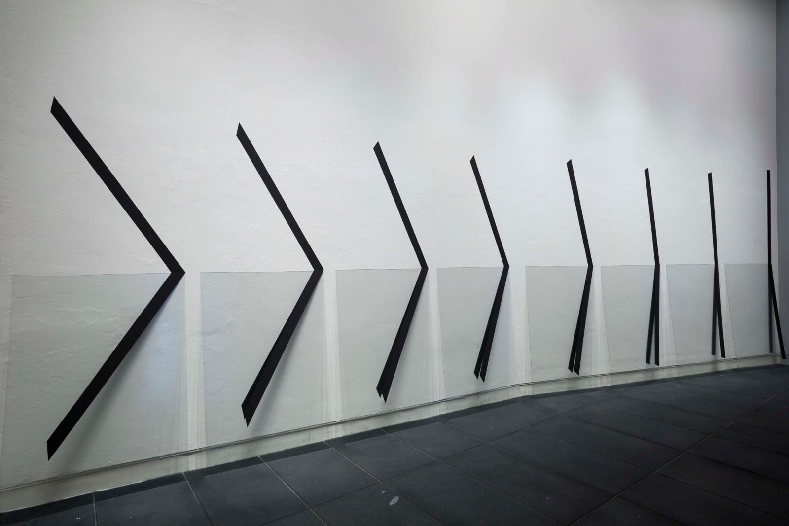 Andrew Beck, Linear Split (8 Phases), 2015