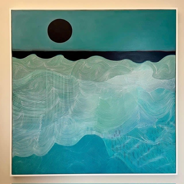 Louise Body, Waveform