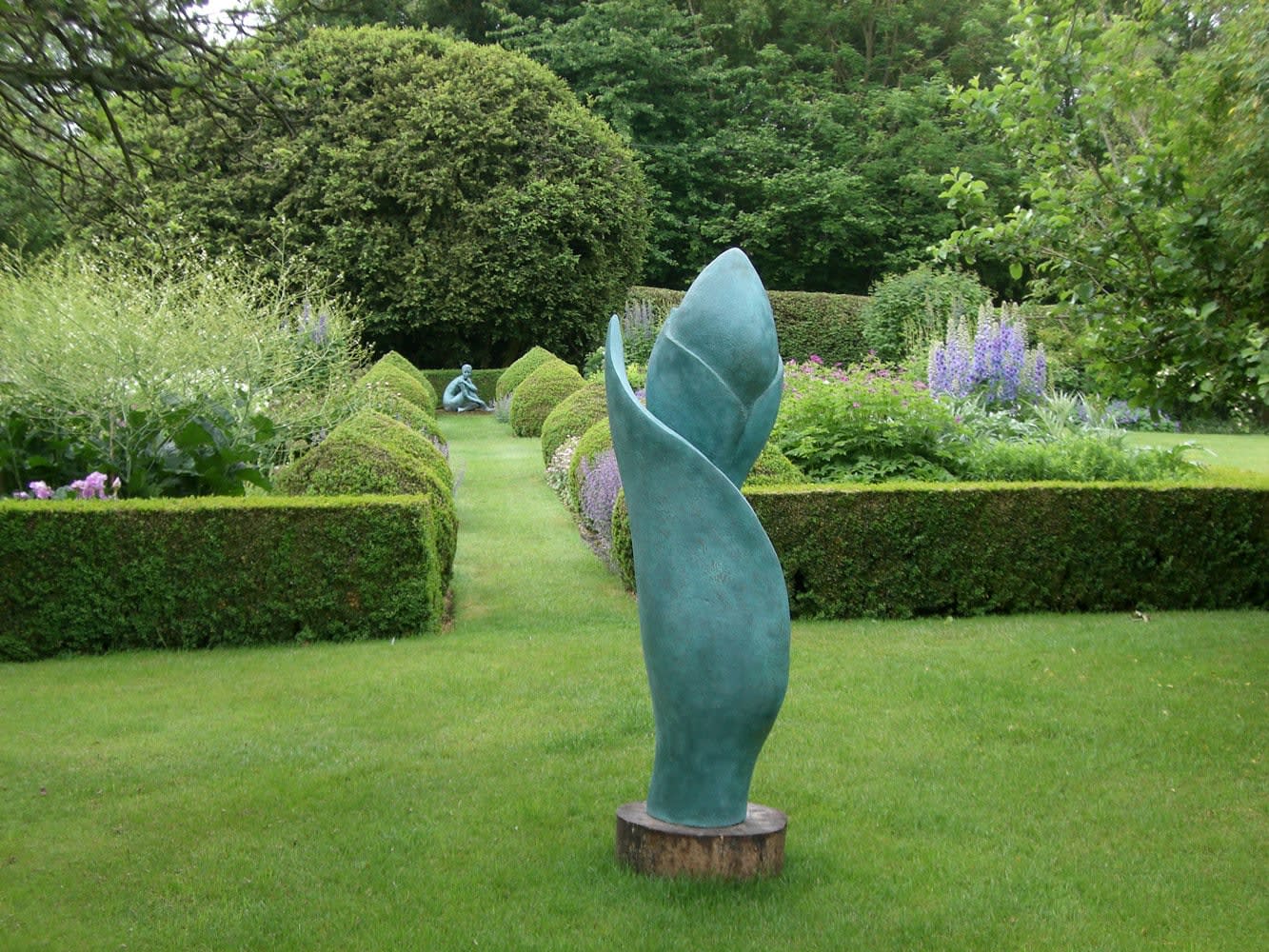 Anne Curry, Iris Bud