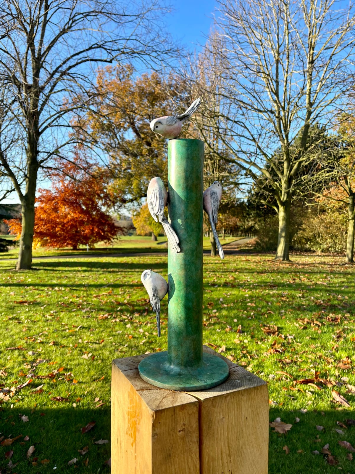 Pat Bull, Twitter Feed (Long tailed tits), 2022