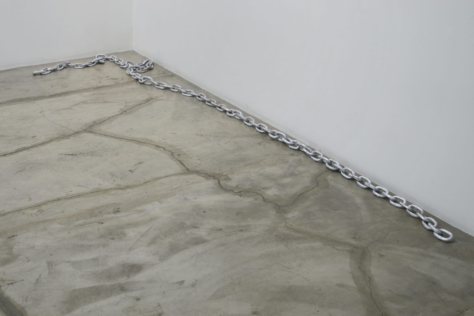 Jon Cuyson, Untitled TDS (Silver Chains), 2025