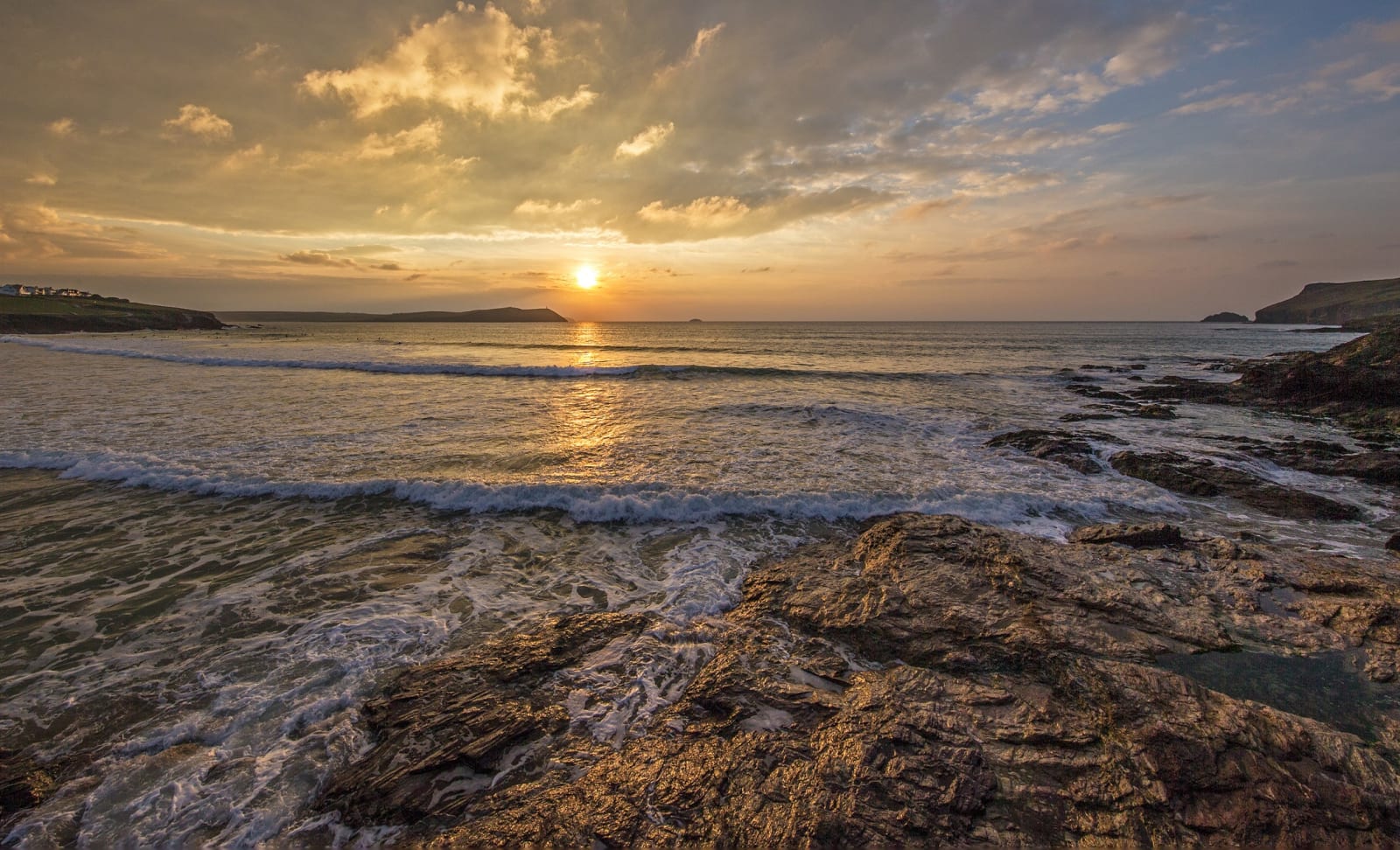 Nick Wapshott, Golden Sunset