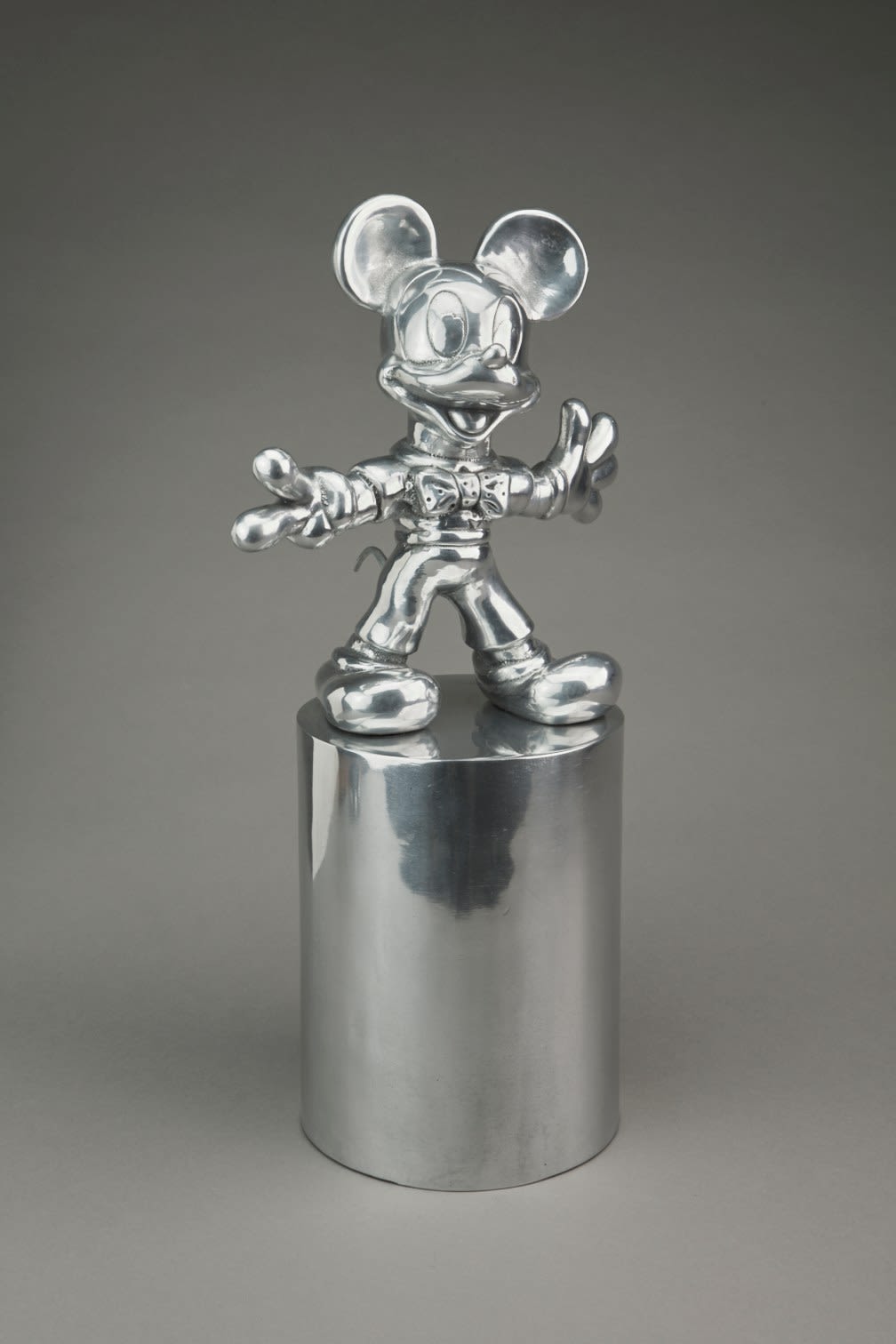 Clive Barker, Mickey Mouse, 2000