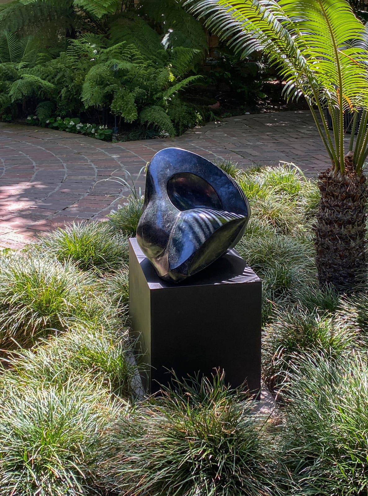 Michael Wilding, Curvature, 2022