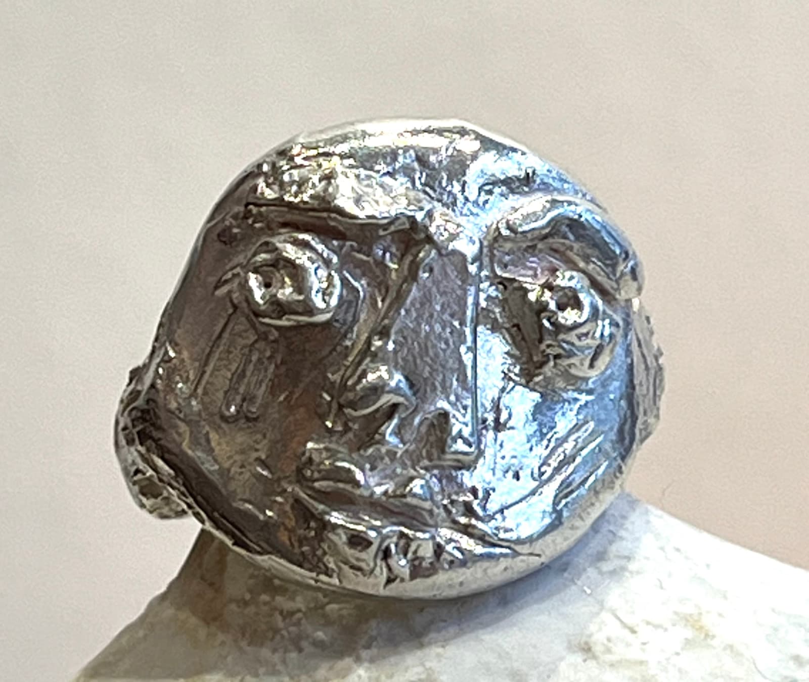 Claudia Rankin, Moon Face Ring - Silver, 2025
