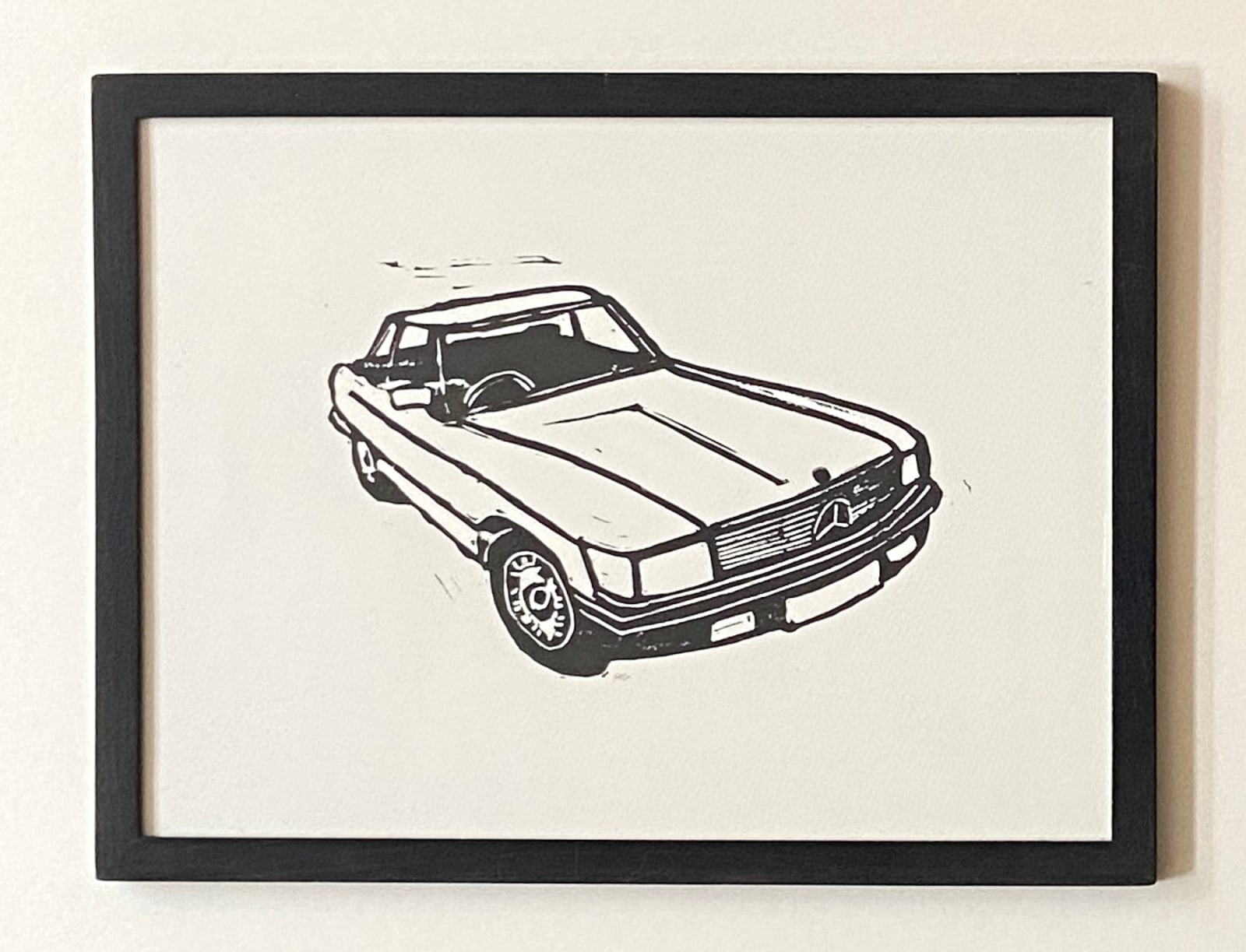 Hugo Guinness classic prints (framed), Mercedes 560, 2023