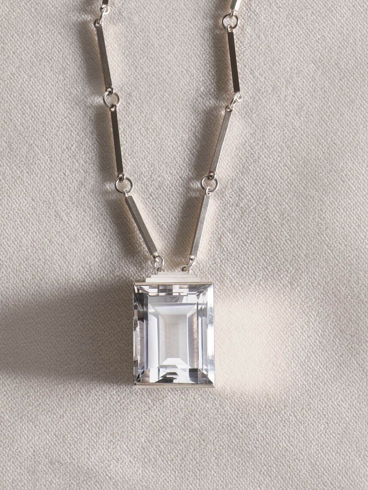 Wiwen Nilsson, Necklace