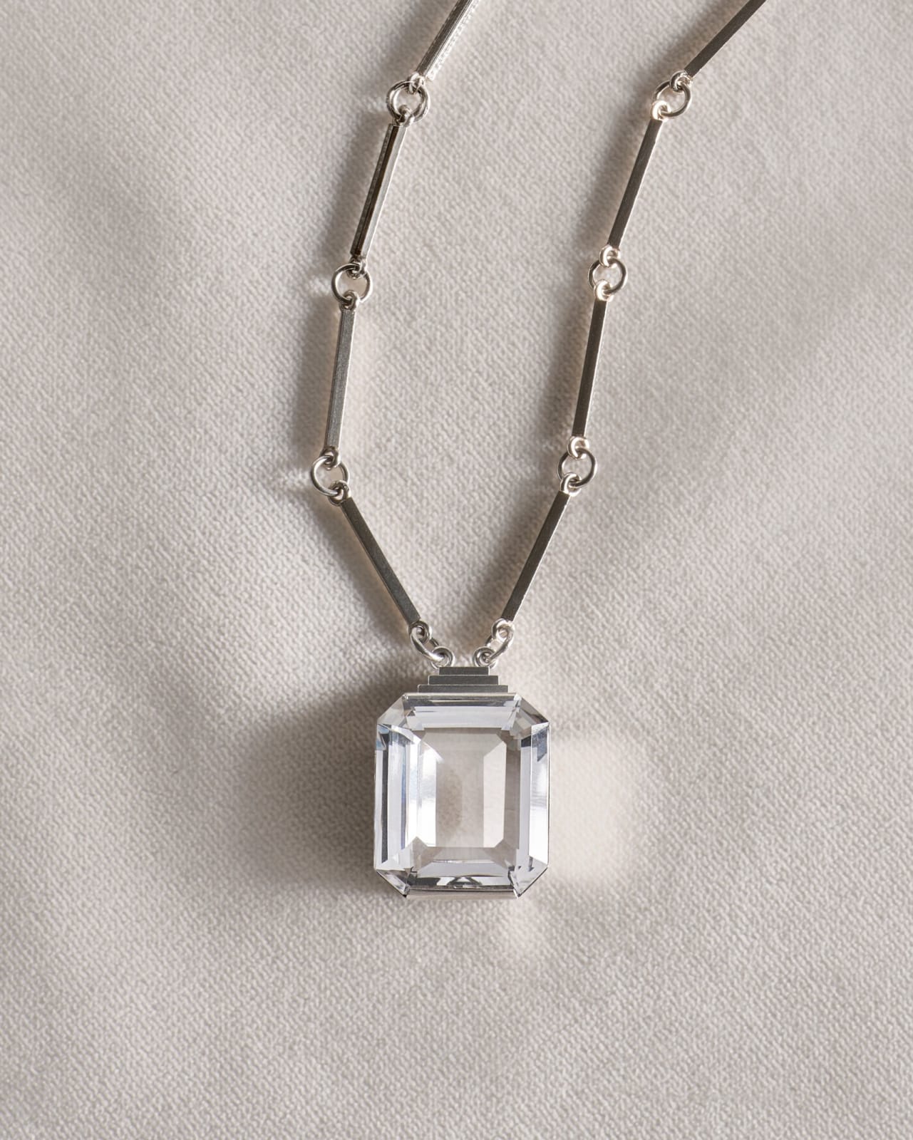 Wiwen Nilsson, Necklace