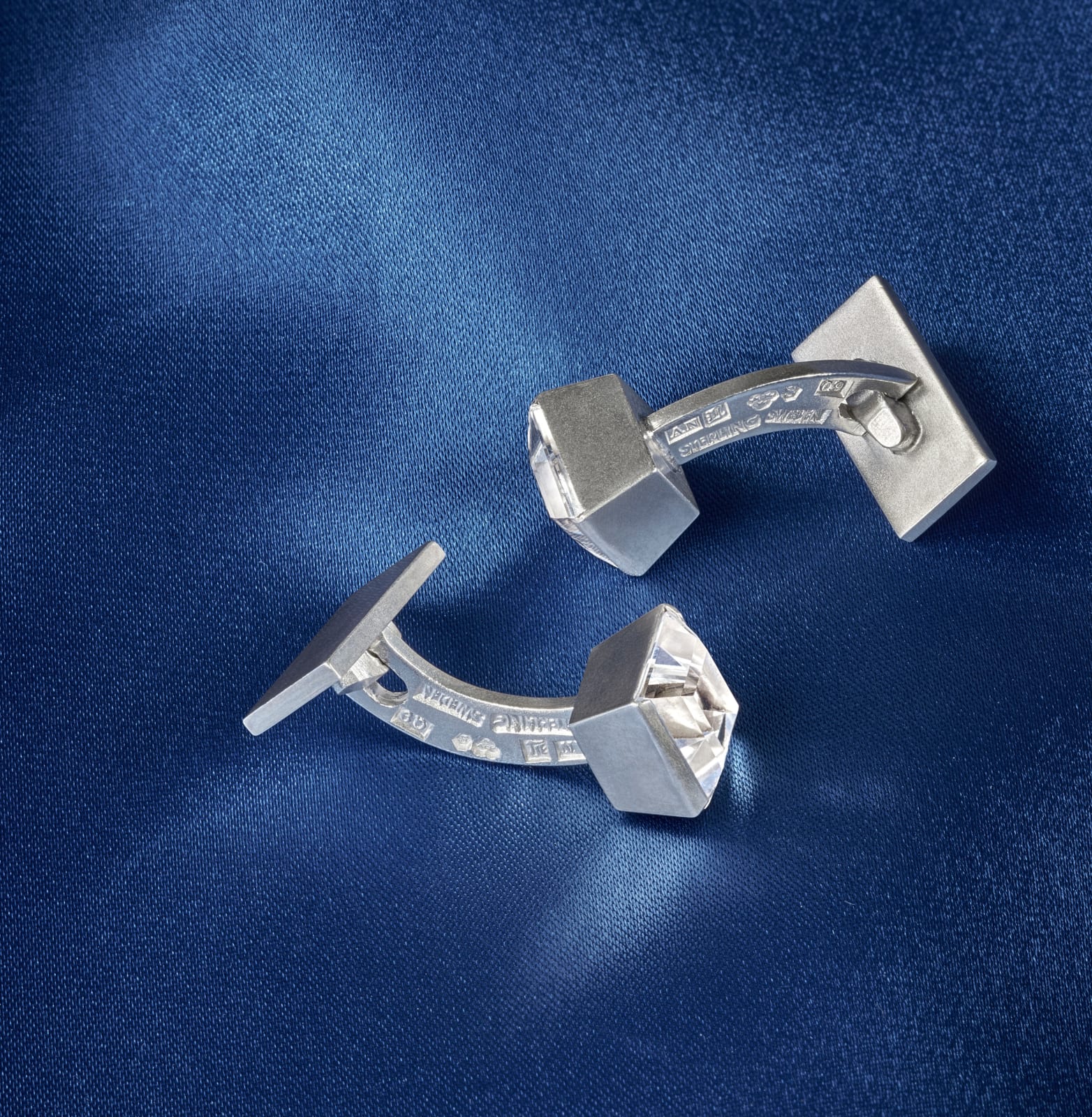 Wiwen Nilsson, Cufflinks