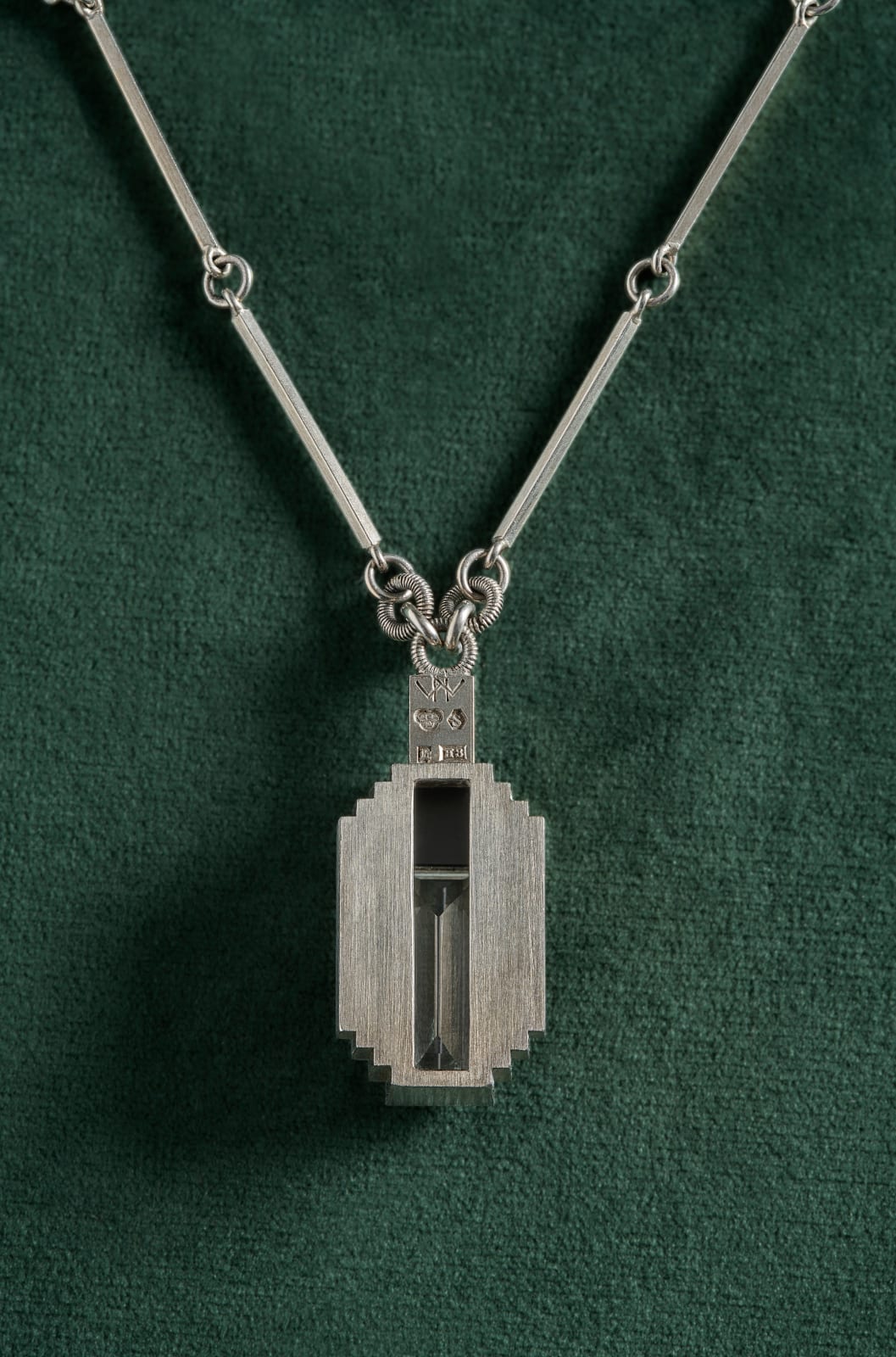 Wiwen Nilsson, Necklace