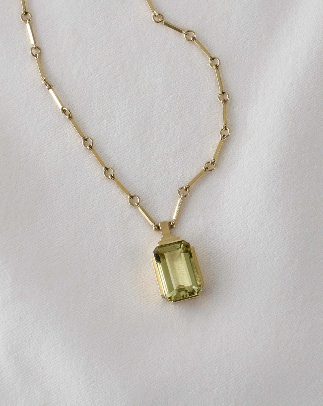 Wiwen Nilsson, Necklace