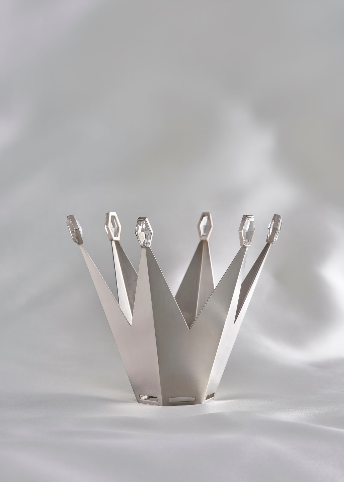 Wiwen Nilsson, Bridal crown