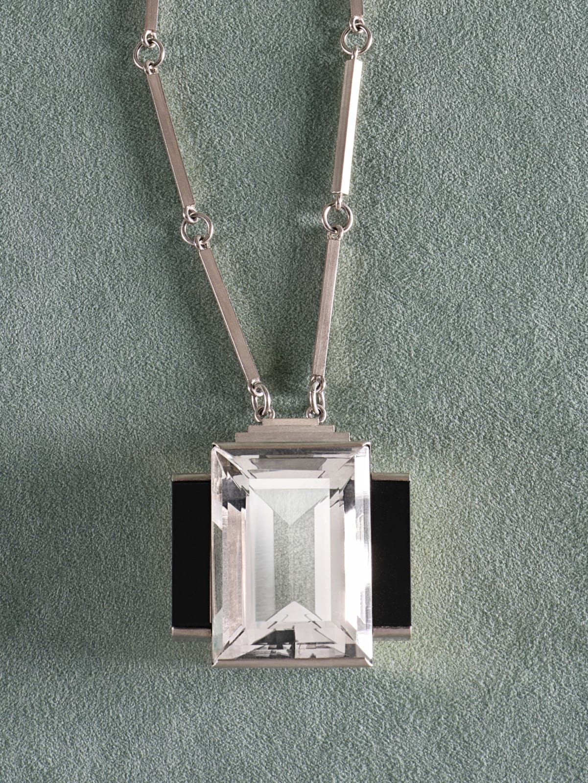 Wiwen Nilsson, Necklace