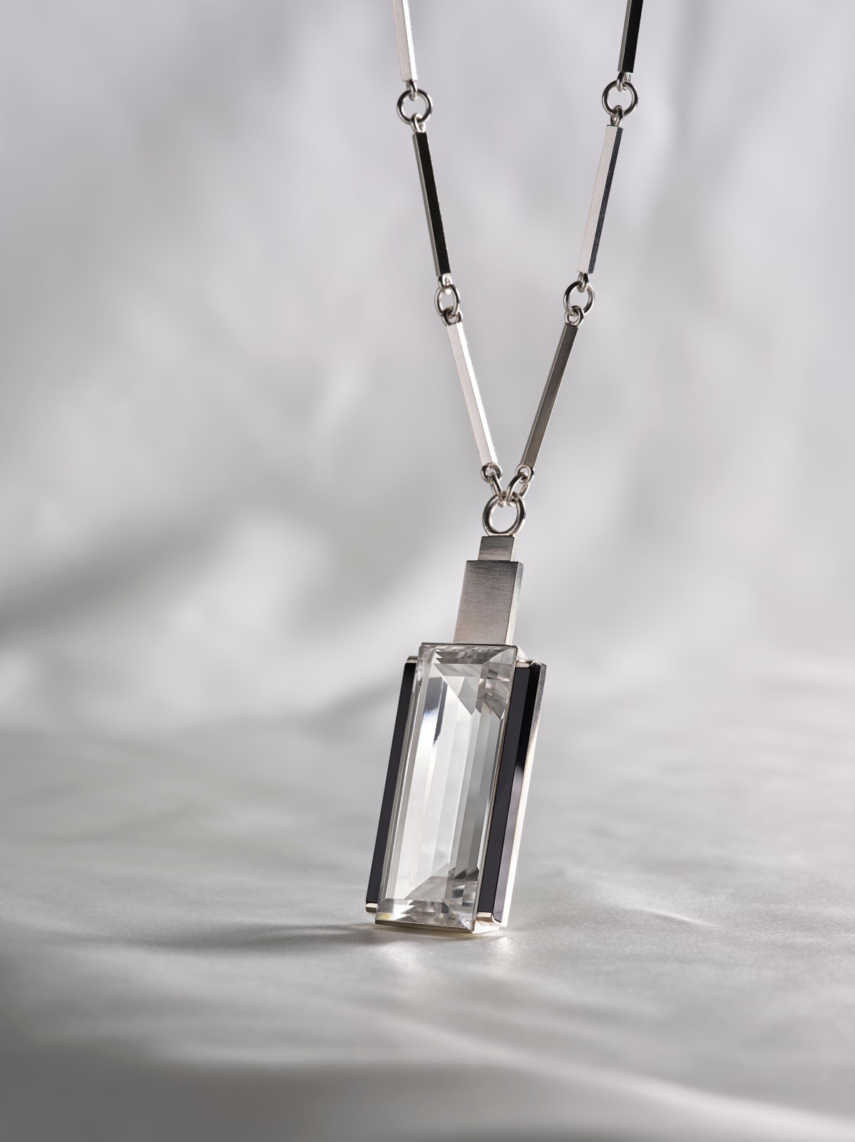 Wiwen Nilsson, Necklace