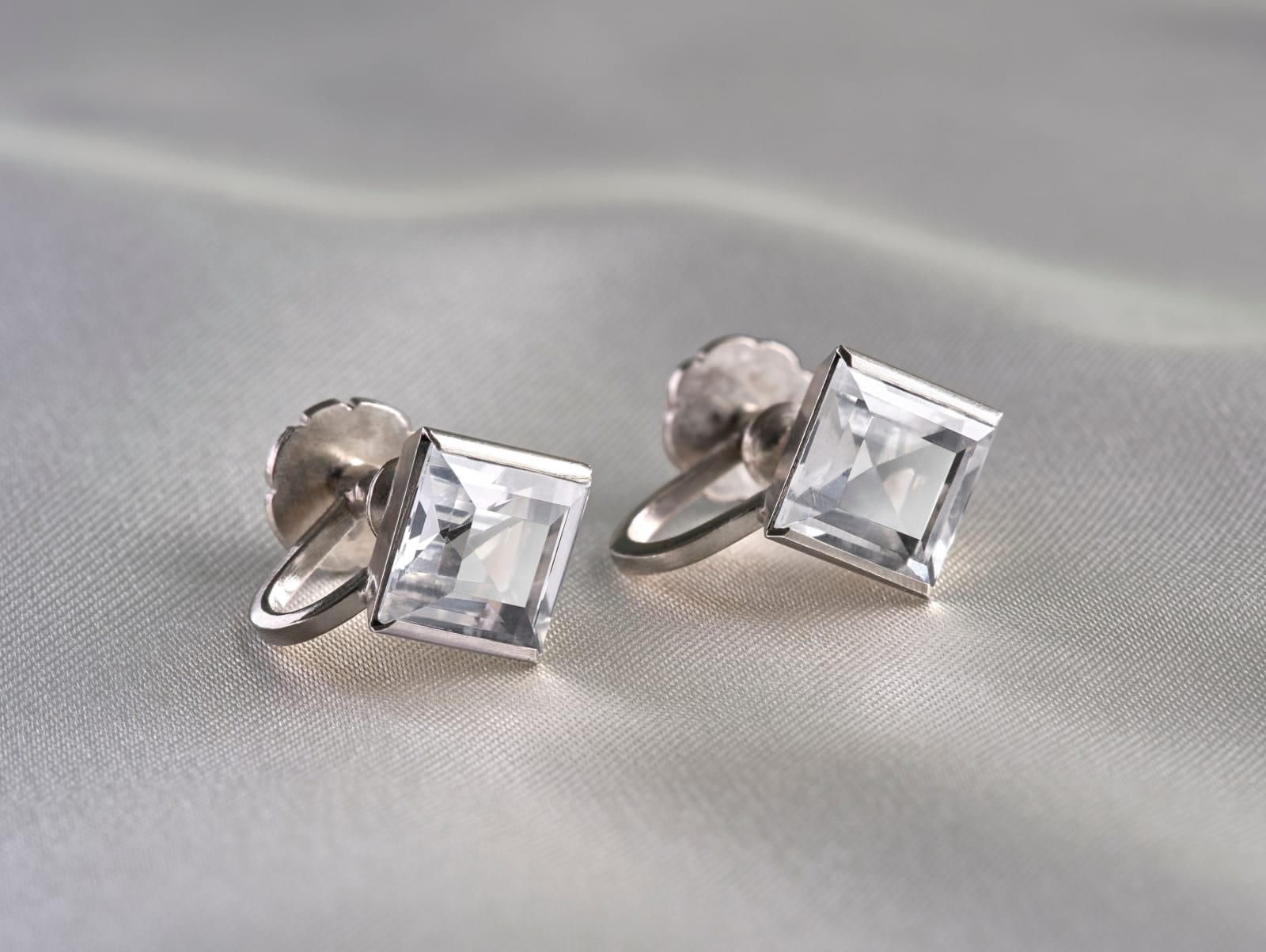 Wiwen Nilsson, Earrings