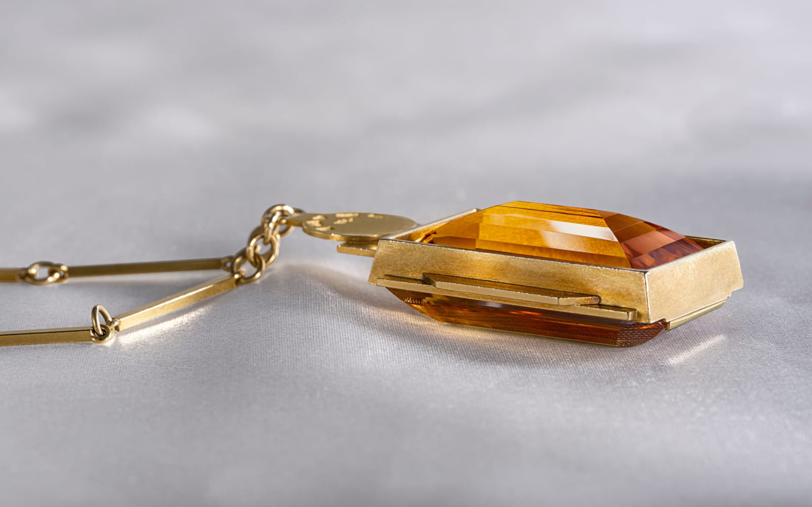 Wiwen Nilsson, Necklace