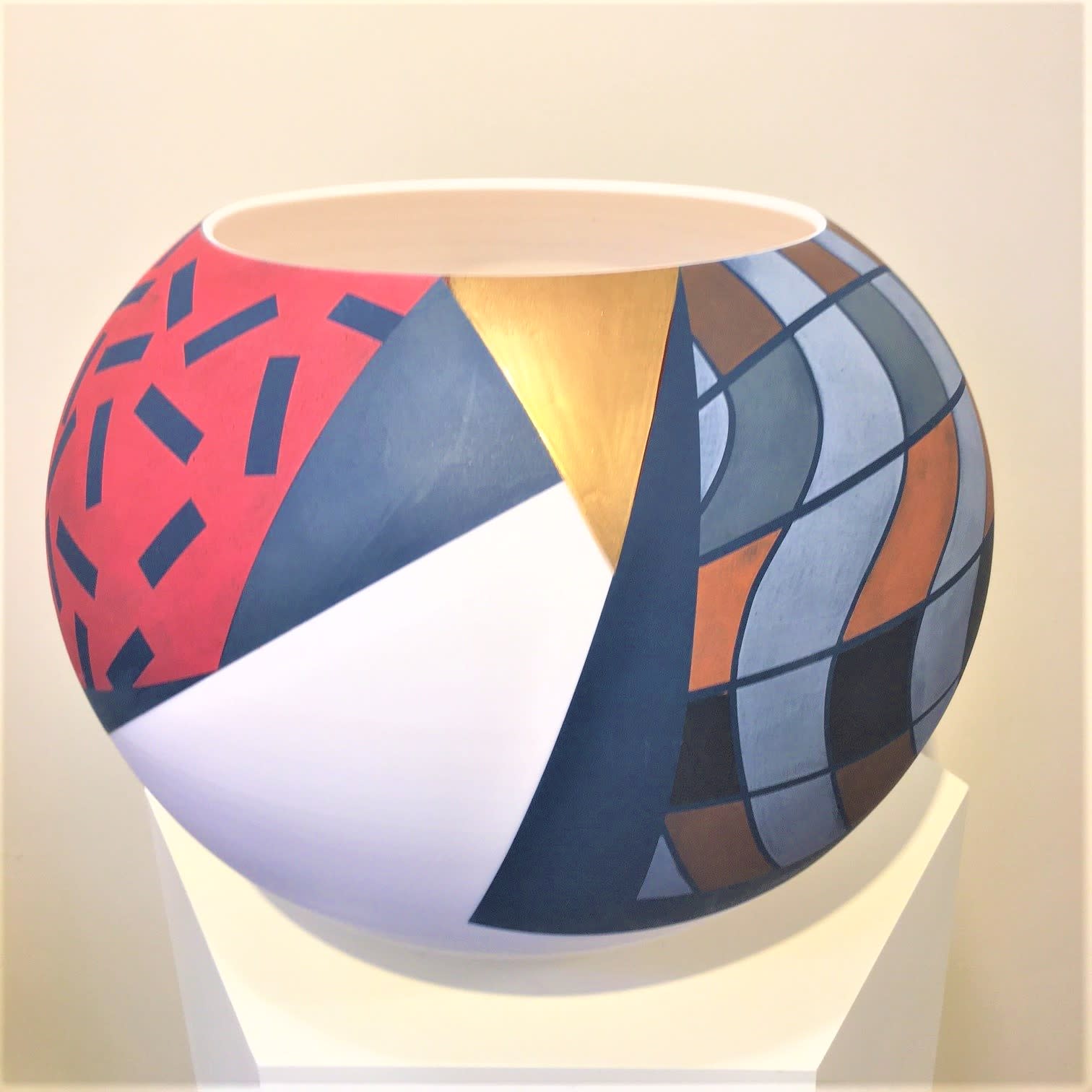 Tony Laverick, ABSTRACT BOWL, WHITE PORCELAIN