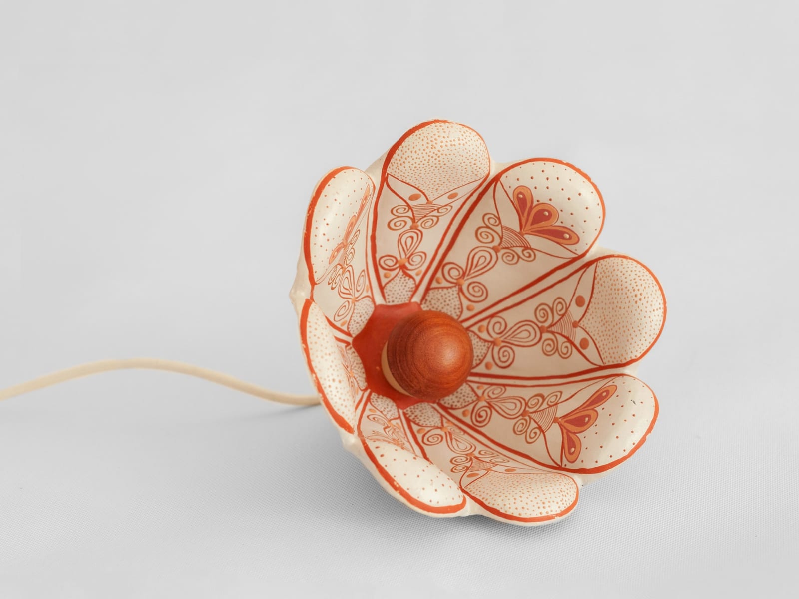 Maria Fernanda Paes de Barros, Ni table lamp, 2017