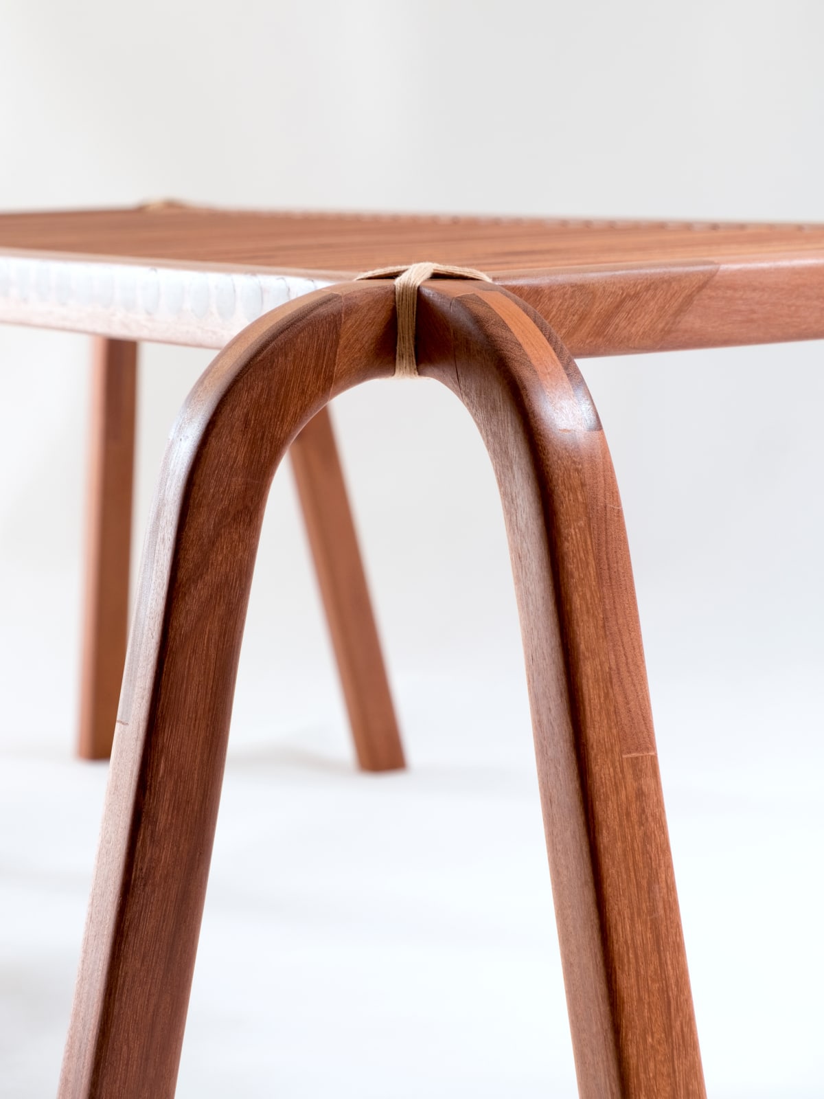 Maria Fernanda Paes de Barros, Embira bench, 2020