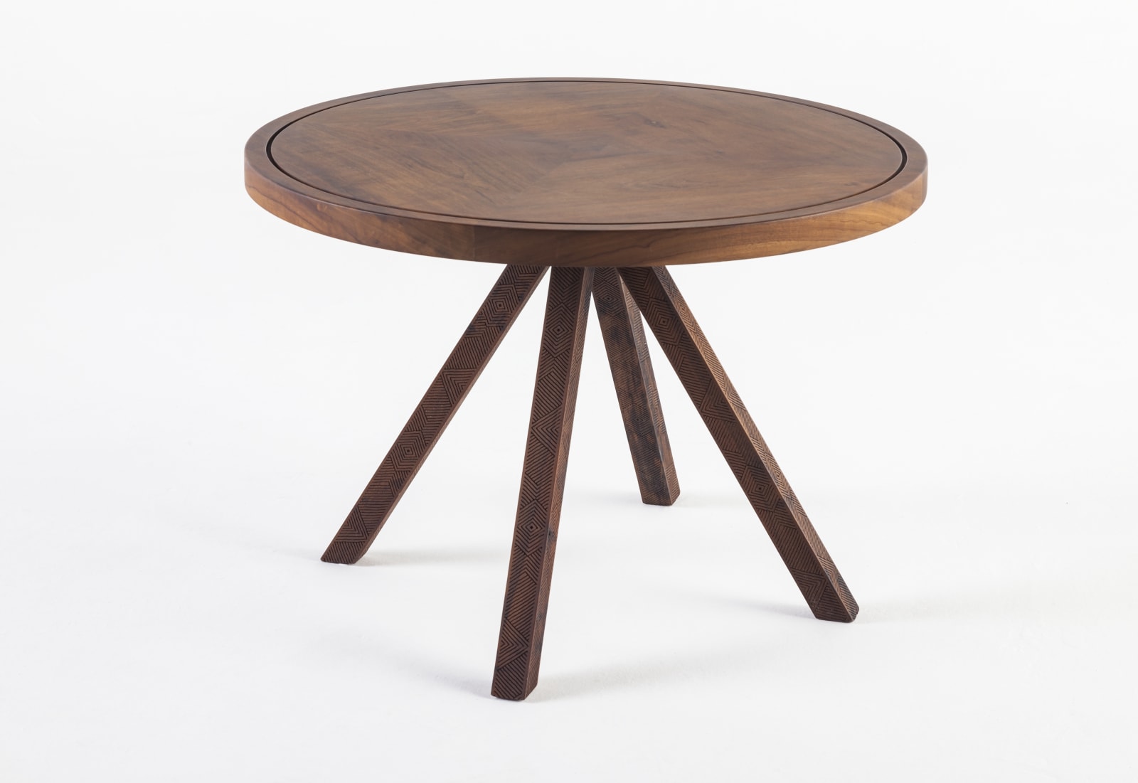 Maria Fernanda Paes de Barros, Tribos side table M, 2015