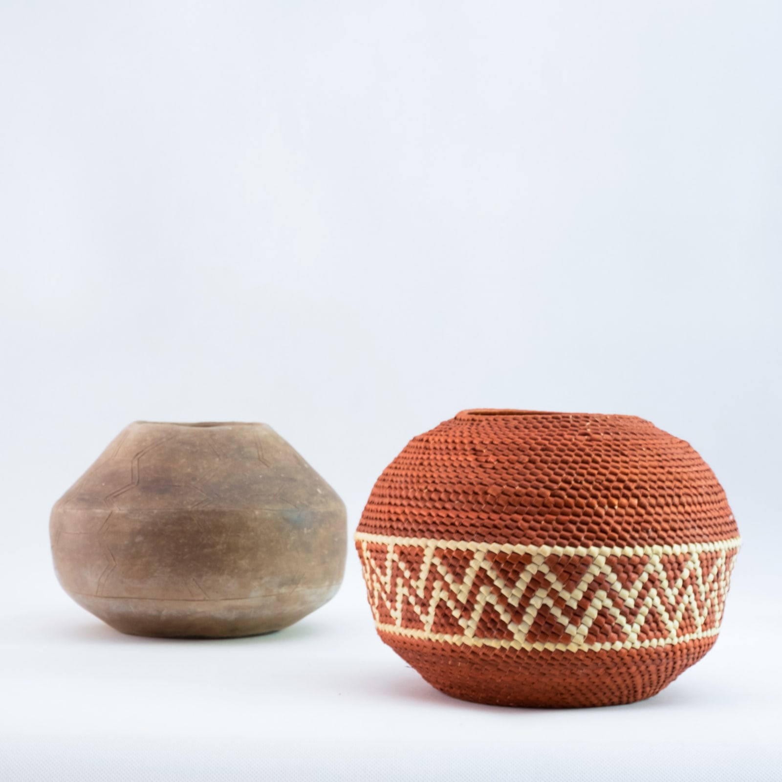 Maria Fernanda Paes de Barros, Vândria Borari & Eunice de Oliveira bowls, 2019