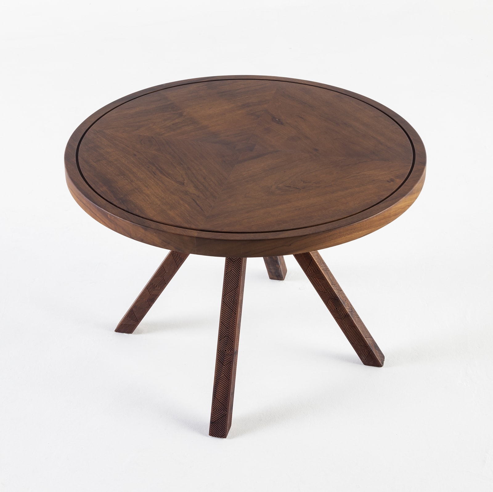 Maria Fernanda Paes de Barros, Tribos side table M, 2015