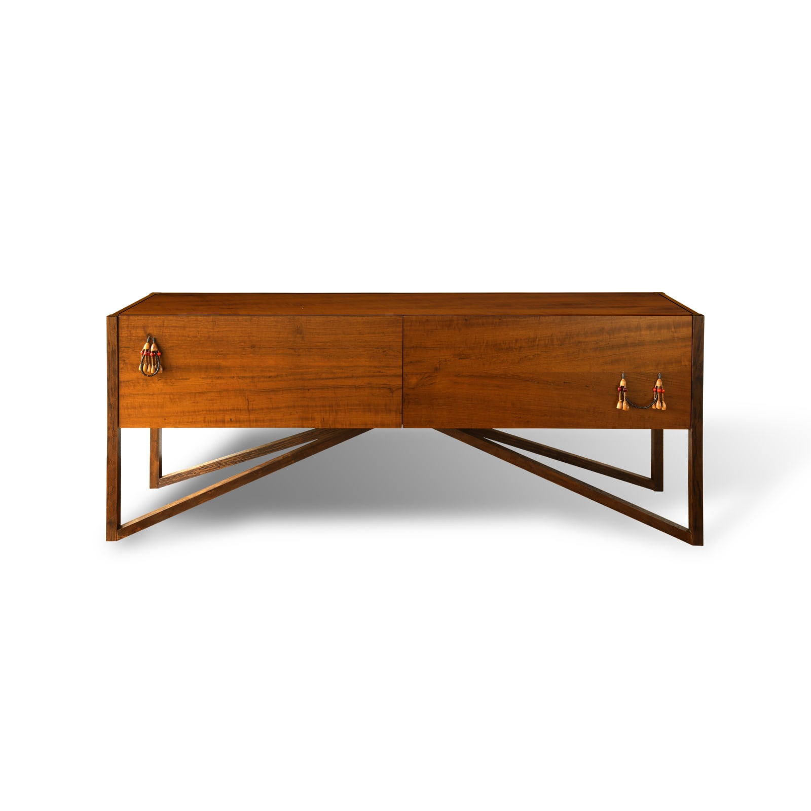 Maria Fernanda Paes de Barros, Tribos credenza, 2014